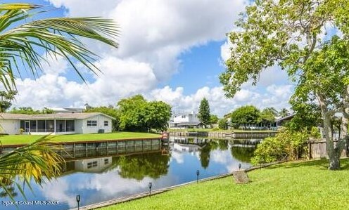 1505 Central Ave, Merritt Island FL 32952-5677 exterior