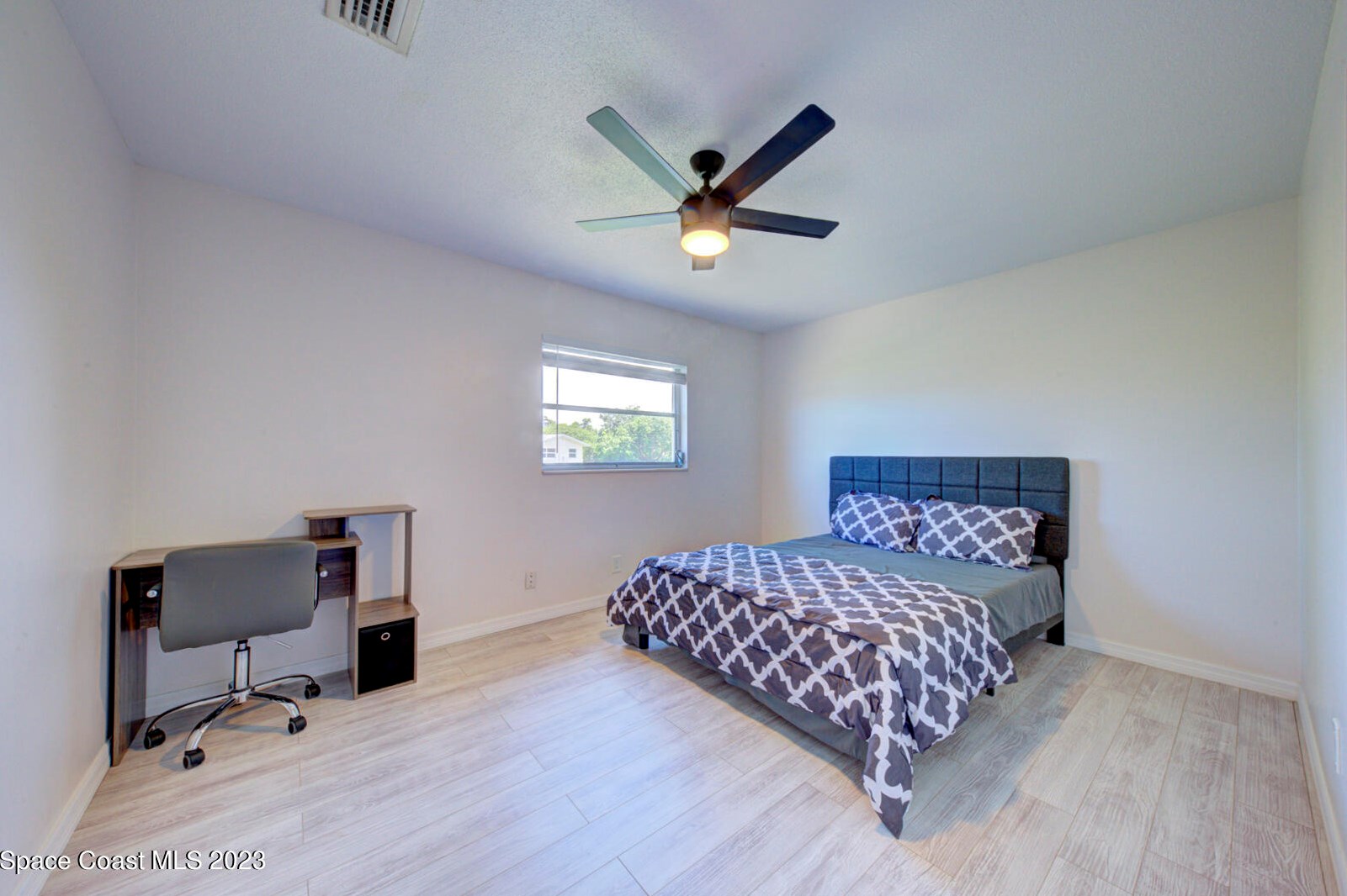 1505 Central Ave, Merritt Island FL 32952-5677 exterior