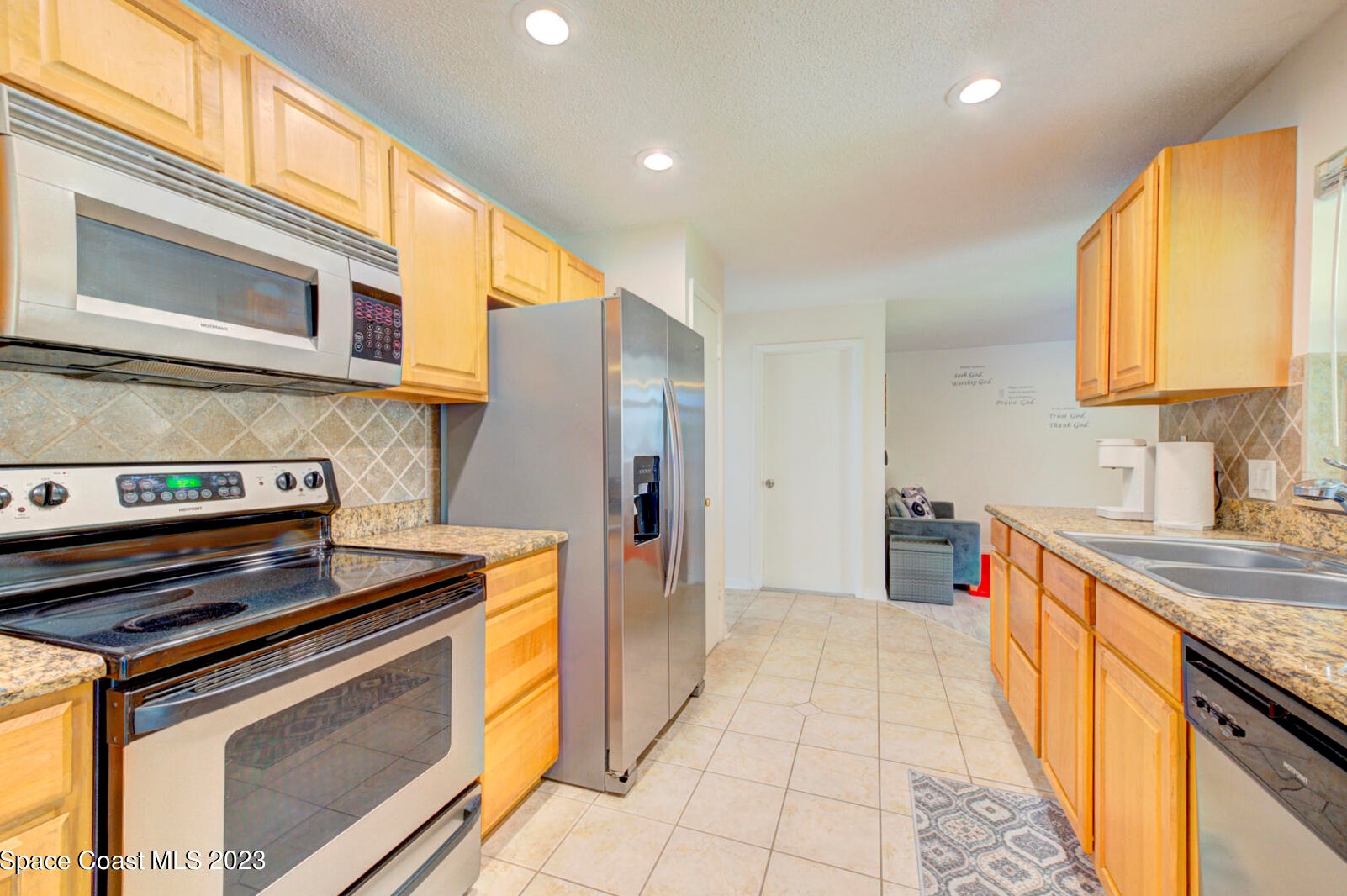 1505 Central Ave, Merritt Island FL 32952-5677 exterior