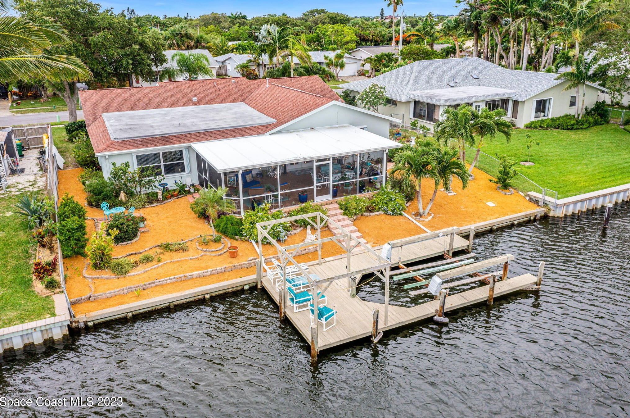 427 Aruba Ct, Melbourne, FL 32937-3809