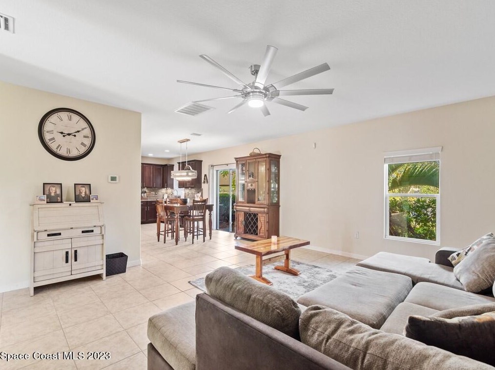 431 Dillard Dr, Melbourne FL  32909-2360 exterior