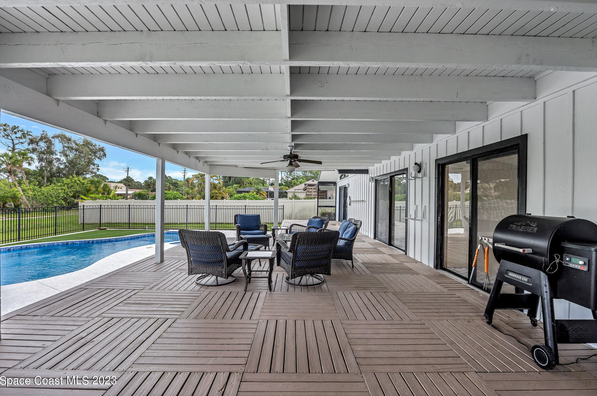 470 Rio Vista Ln, Merritt Island FL  32952-5226 exterior