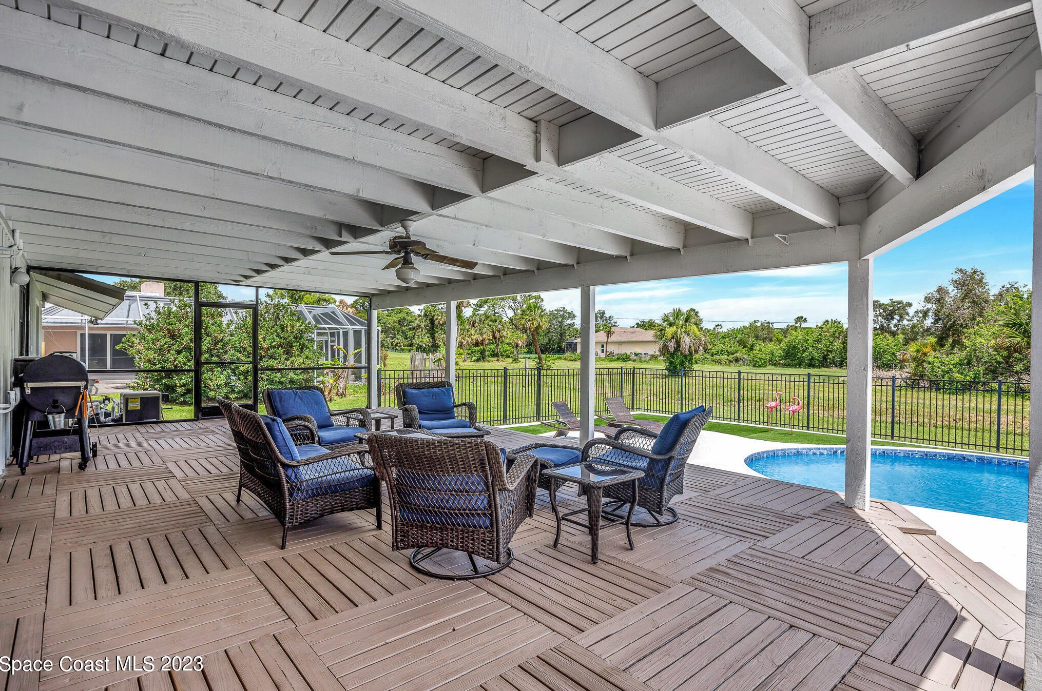 470 Rio Vista Ln, Merritt Island FL  32952-5226 exterior