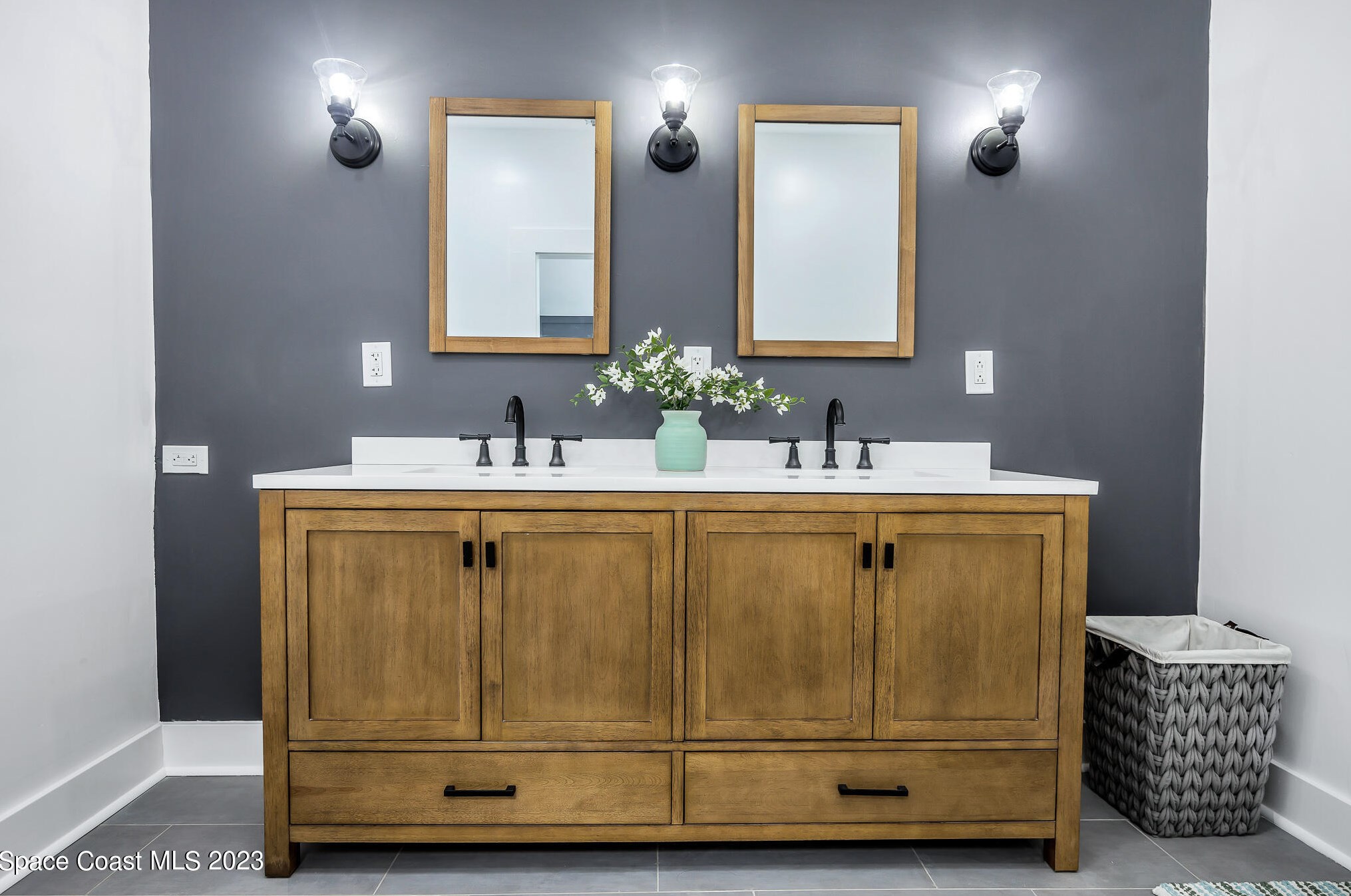 470 Rio Vista Ln, Merritt Island FL  32952-5226 exterior