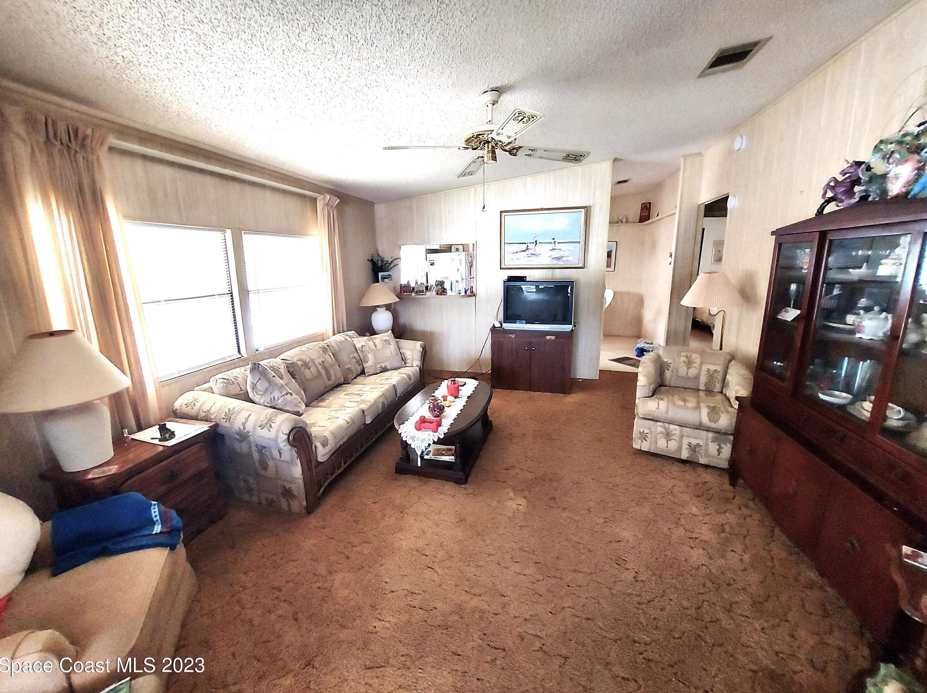 426 Kumquat Dr, Sebastian, FL 32976