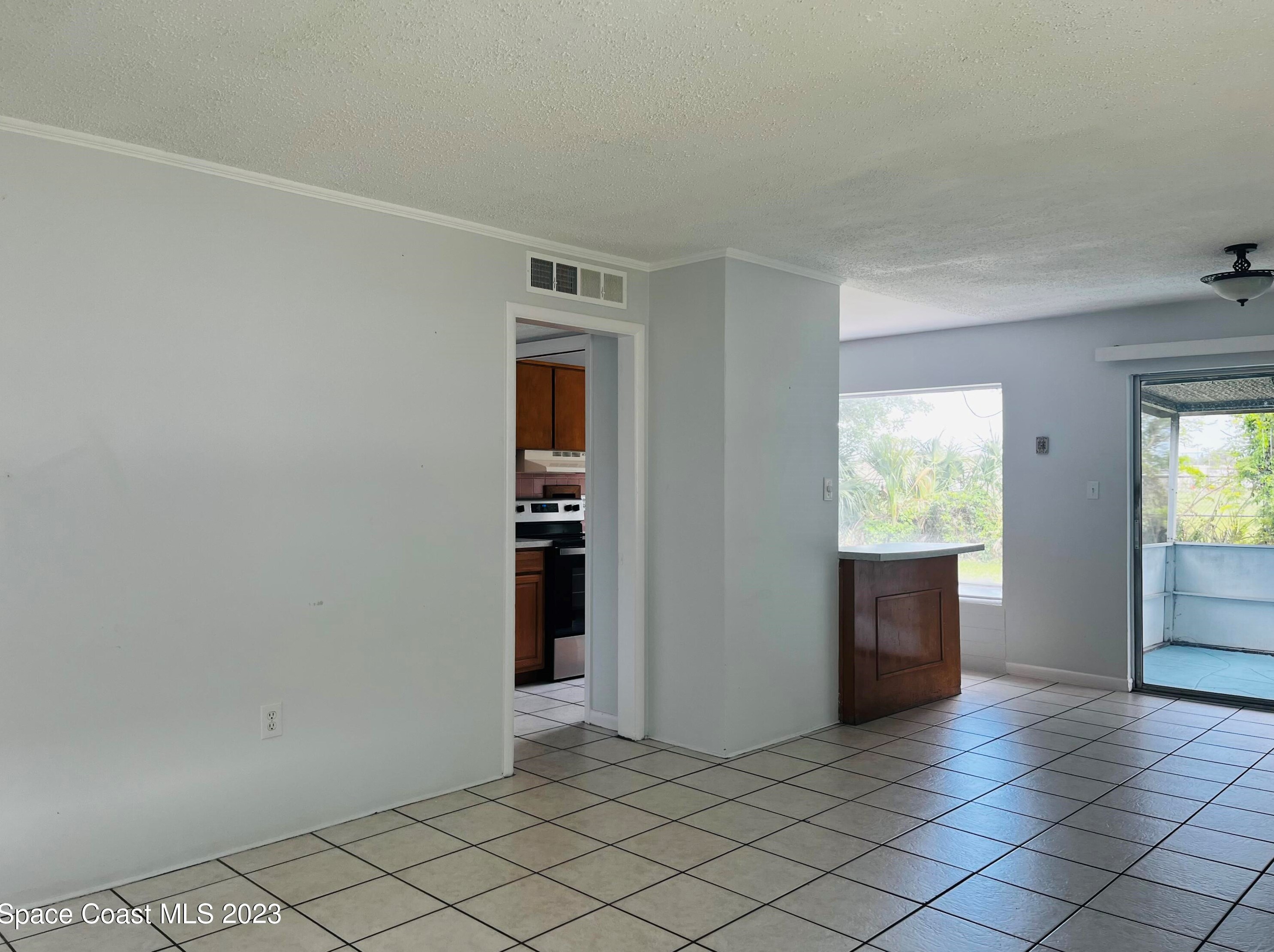 105 Needle Blvd, Merritt Island FL  32953-3392 exterior