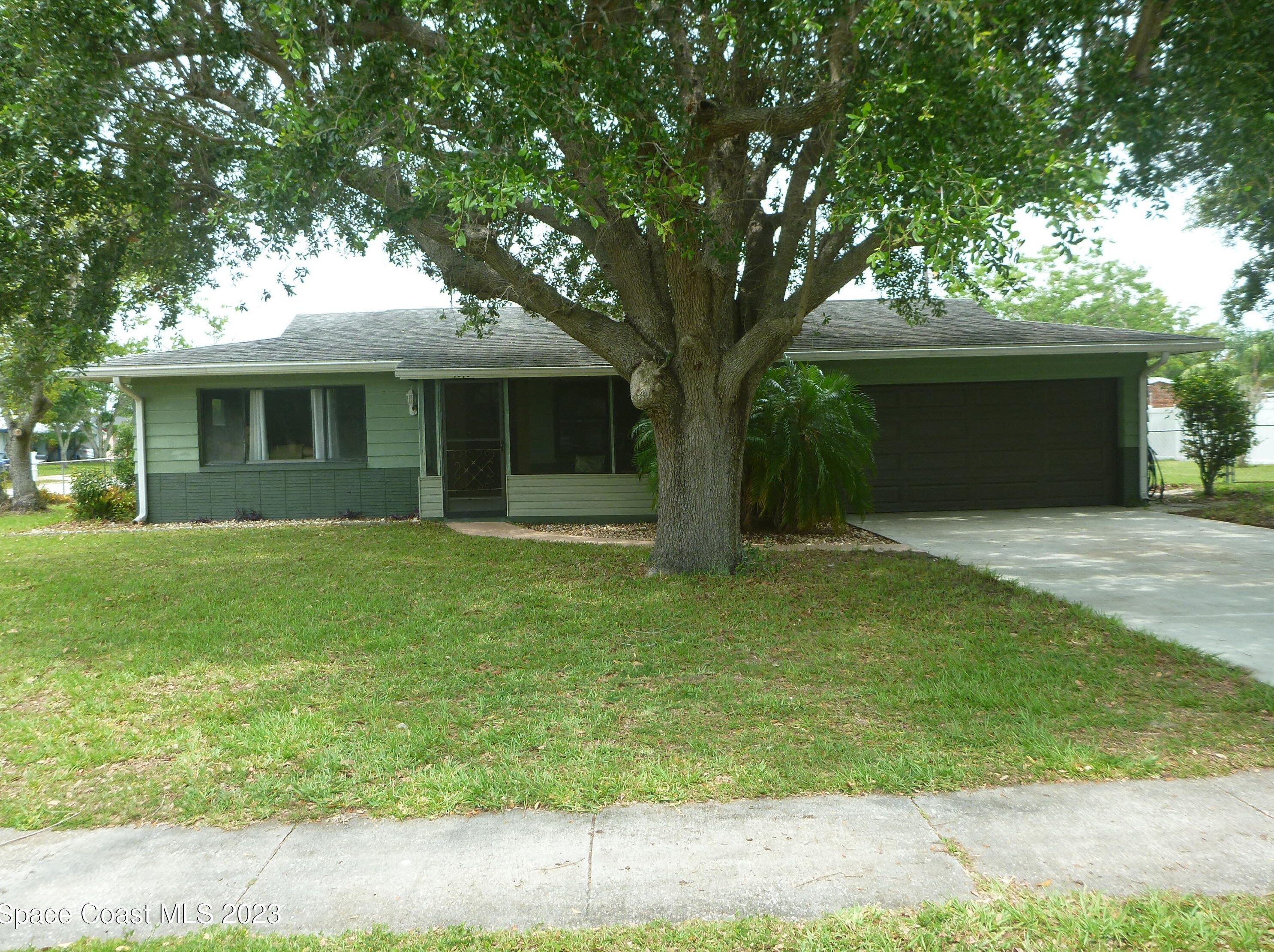1010 N Singleton Ave, Titusville, FL 32796