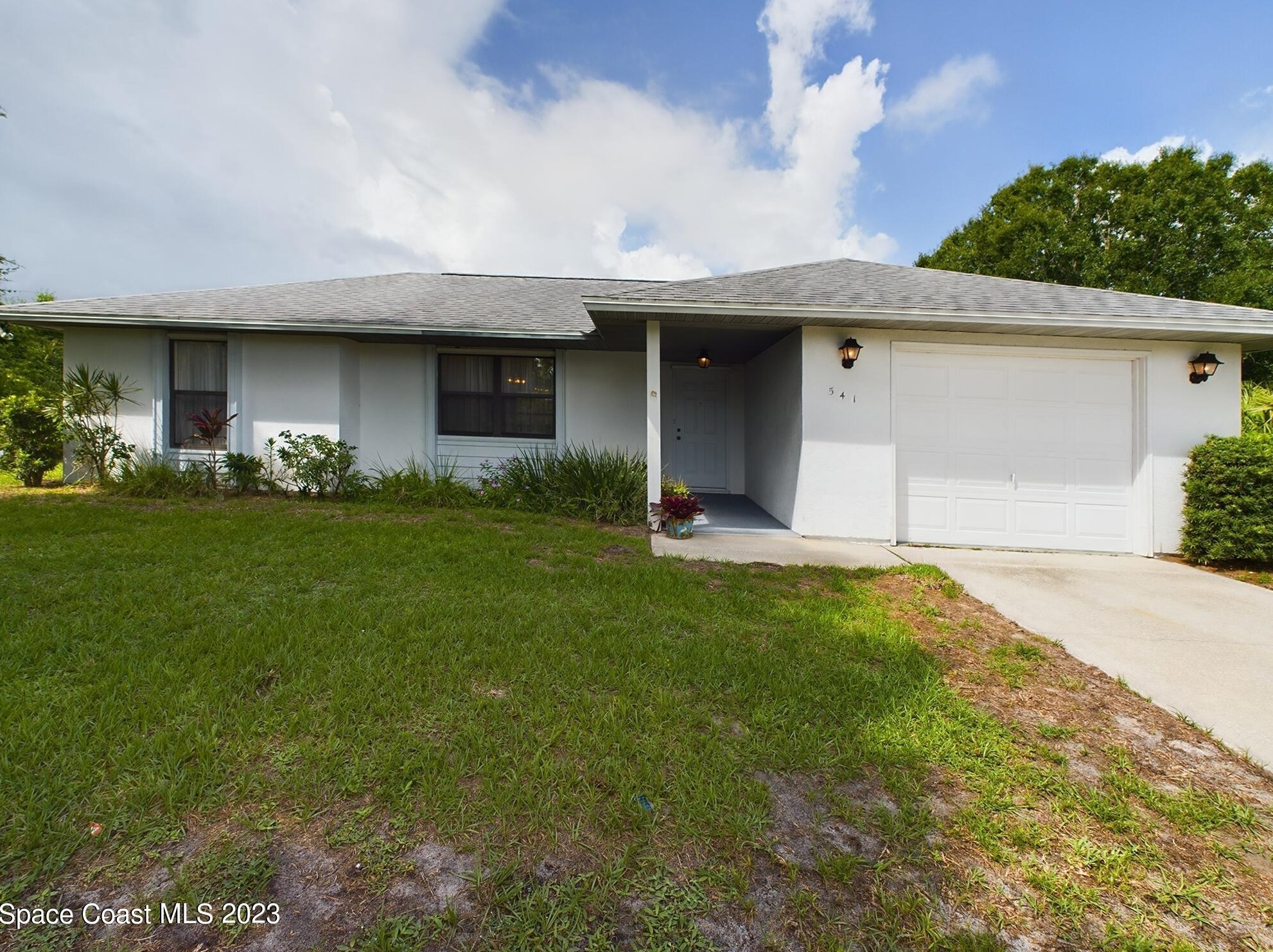 541 Melrose Ln, Sebastian, FL 32958