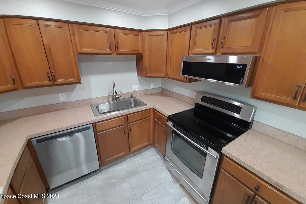 1145 N Shannon Ave #2, Melbourne, FL 32903
