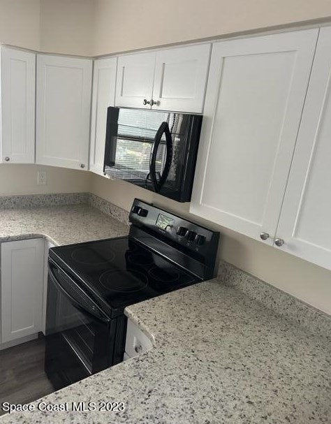 2270 Fox Hollow Dr, Titusville, FL 32796