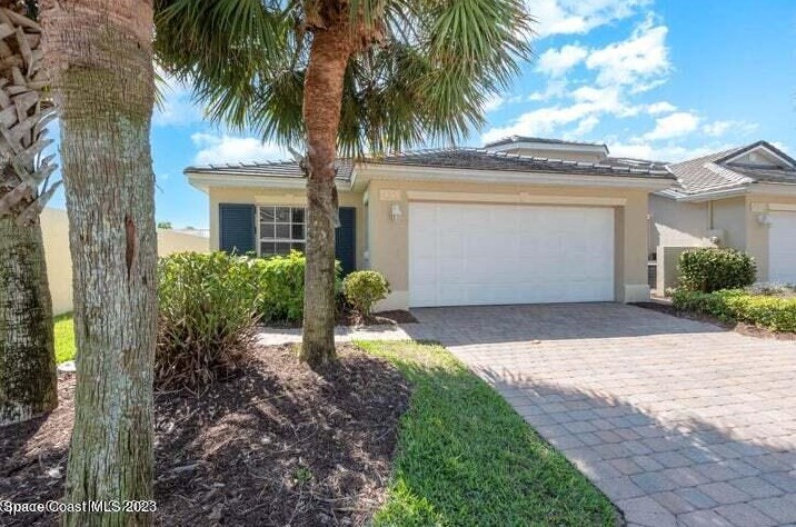 421 Moray Pl, Melbourne, FL 32951
