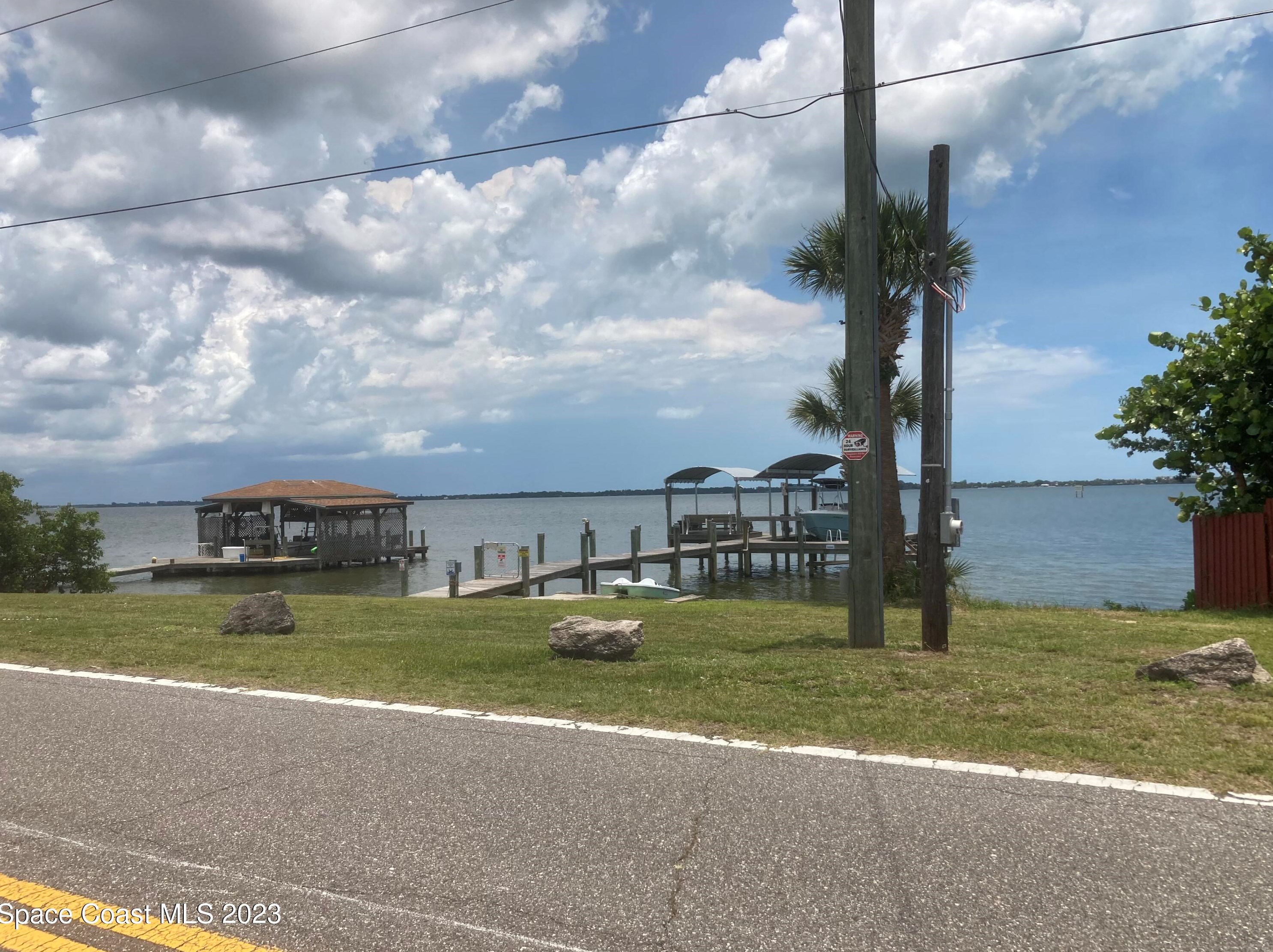 2840 Pineapple Ave, Melbourne FL  32935-6242 exterior