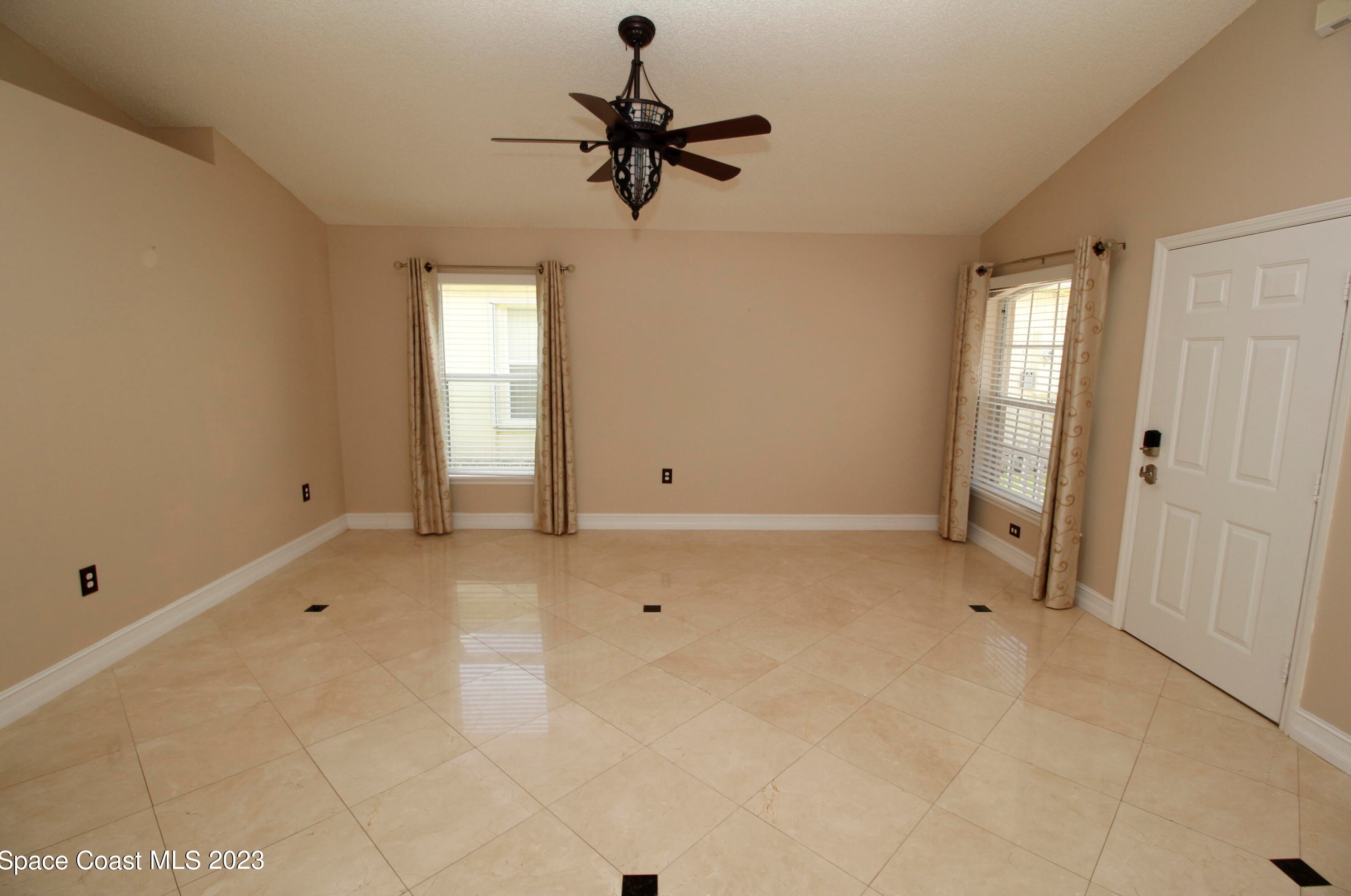 2729 Maderia Cir, Melbourne, FL 32935