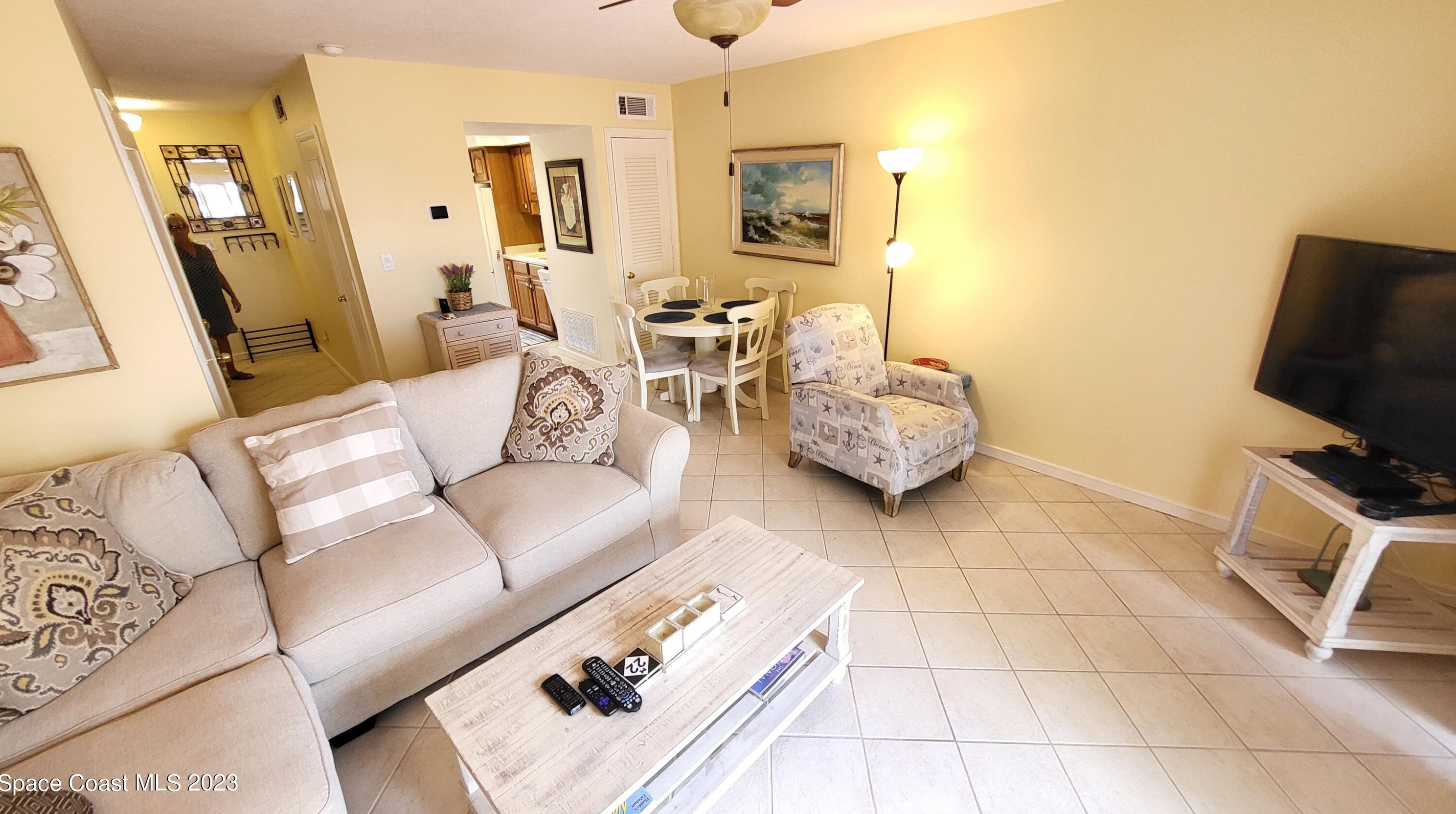 122 Colonial Ct, Melbourne, FL 32937-2612