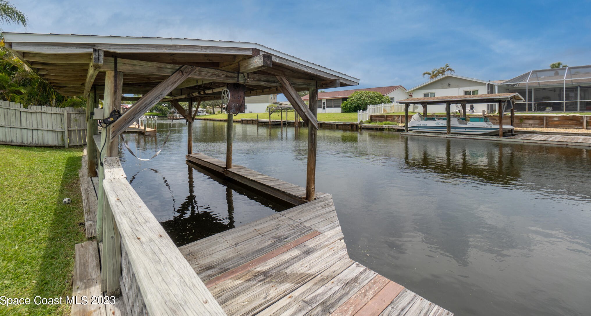 1500 Central Ave, Merritt Island FL 32952-5676 exterior