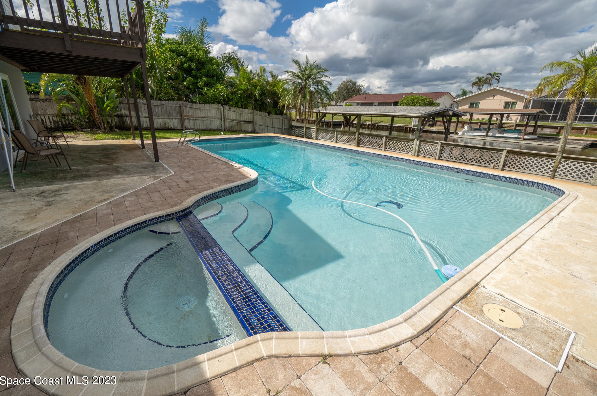 1500 Central Ave, Merritt Island FL 32952-5676 exterior