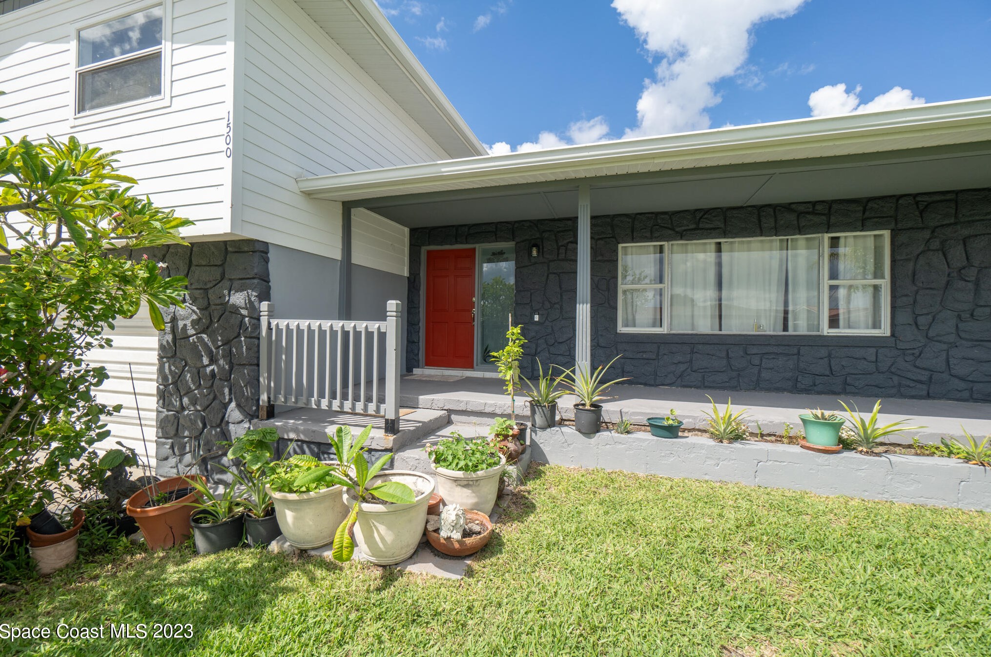 1500 Central Ave, Merritt Island FL 32952-5676 exterior