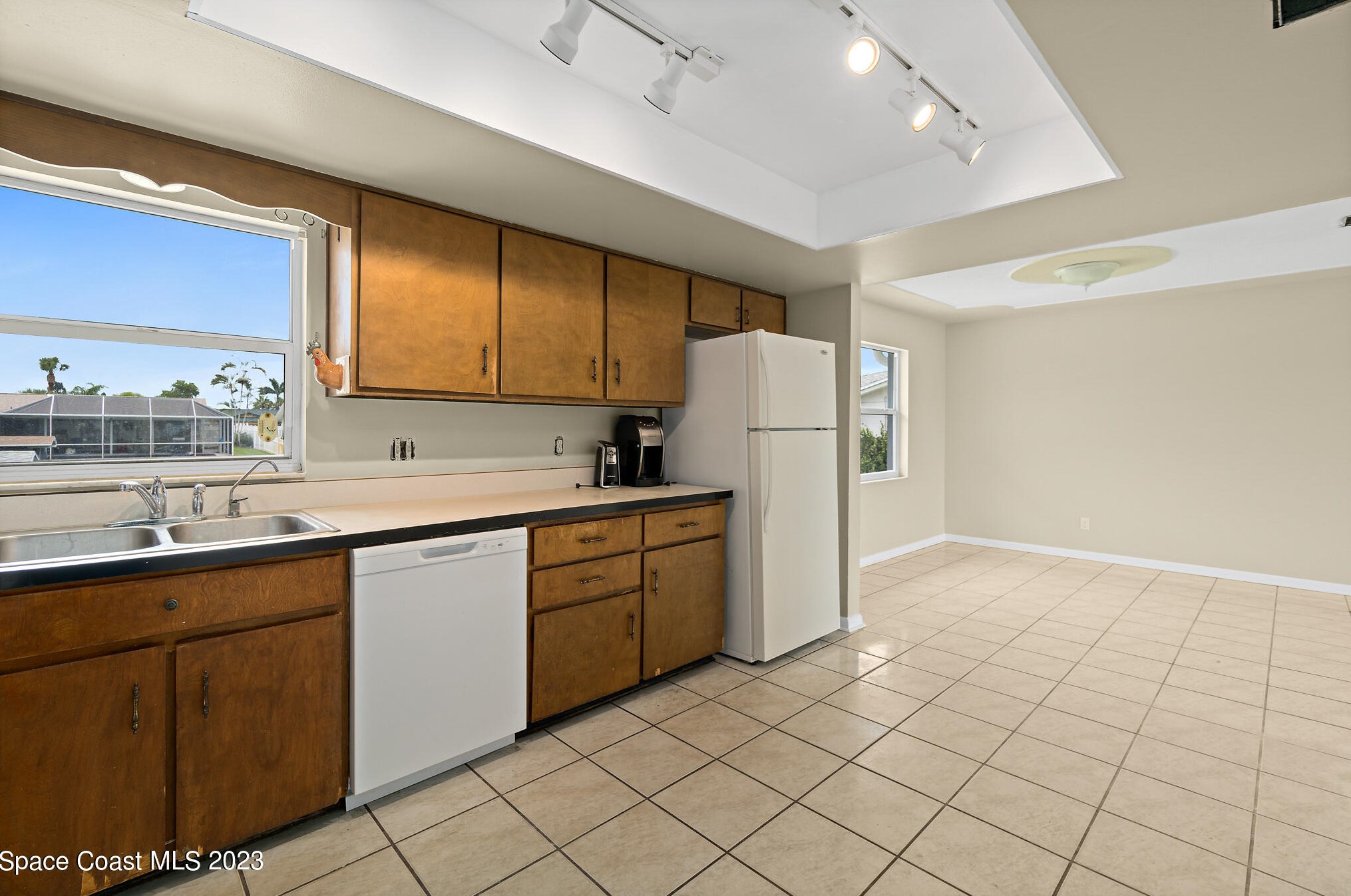 1500 Central Ave, Merritt Island FL 32952-5676 exterior