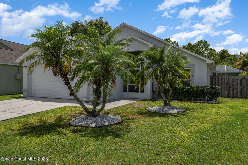 6612 Fawn Ridge Dr, Melbourne FL  32940-6853 exterior