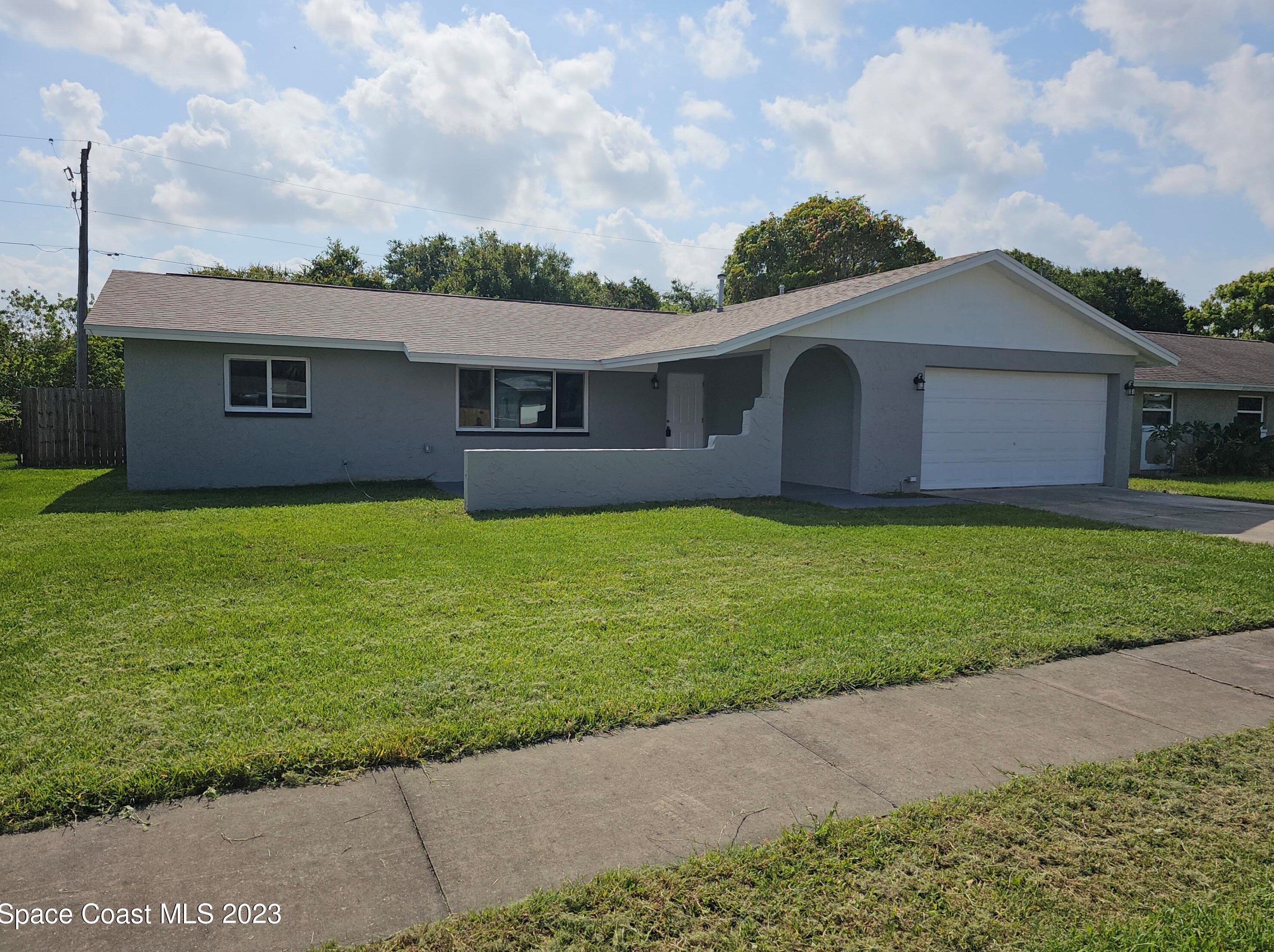 1345 Paul St, Merritt Island, FL 32953-4440