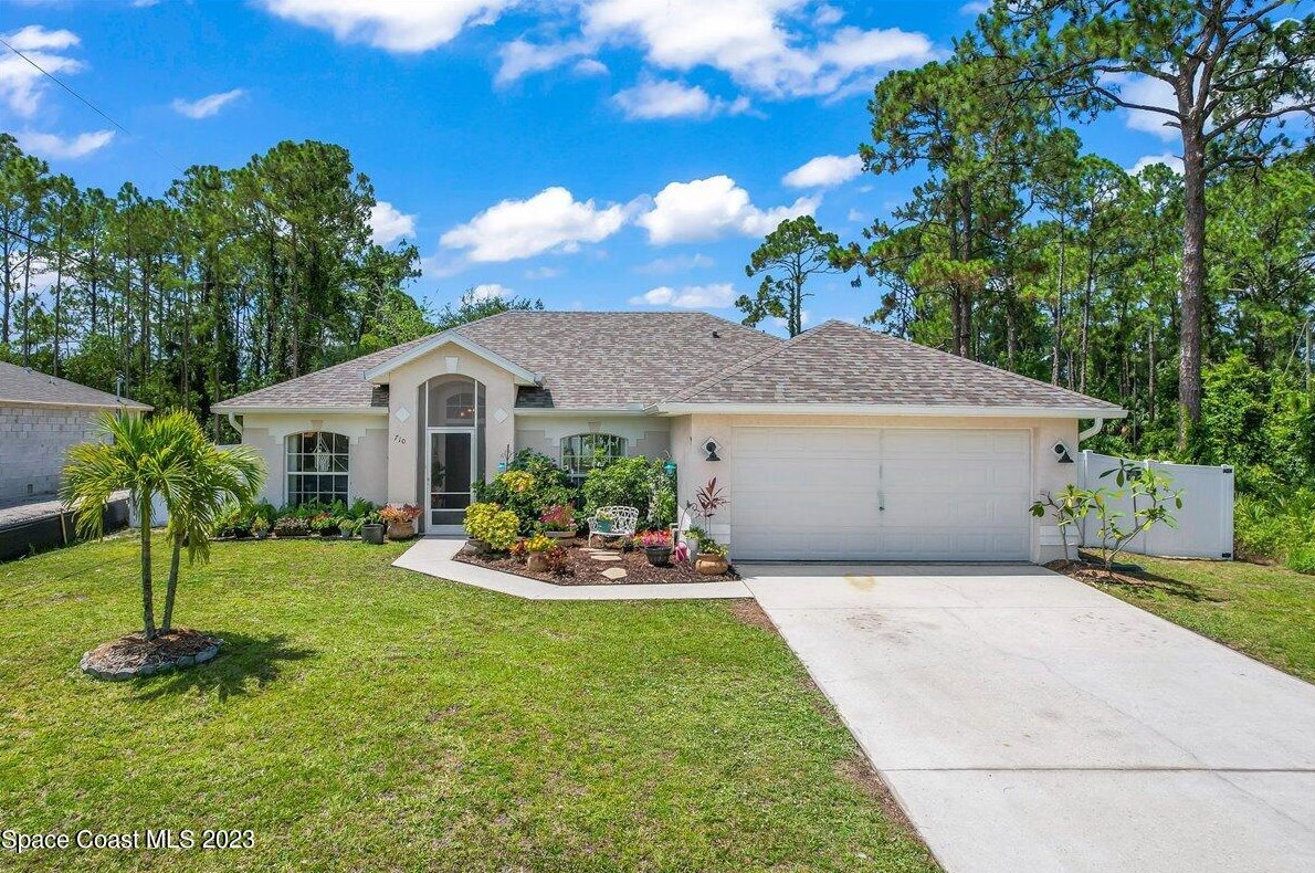 710 Harper Blvd, Melbourne, FL 32908-4258