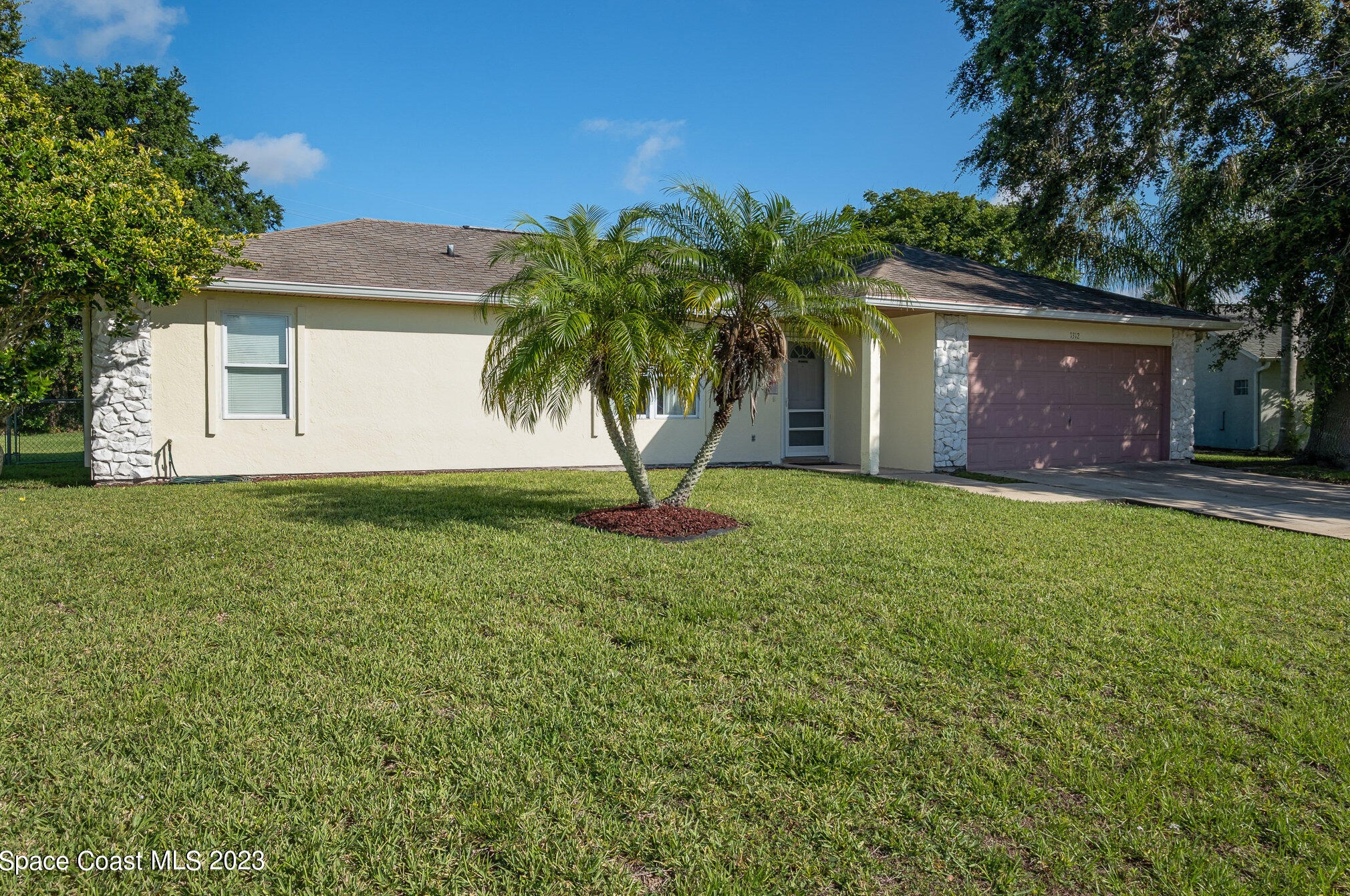 1312 Giralda Cir, Melbourne, FL 32907-7964