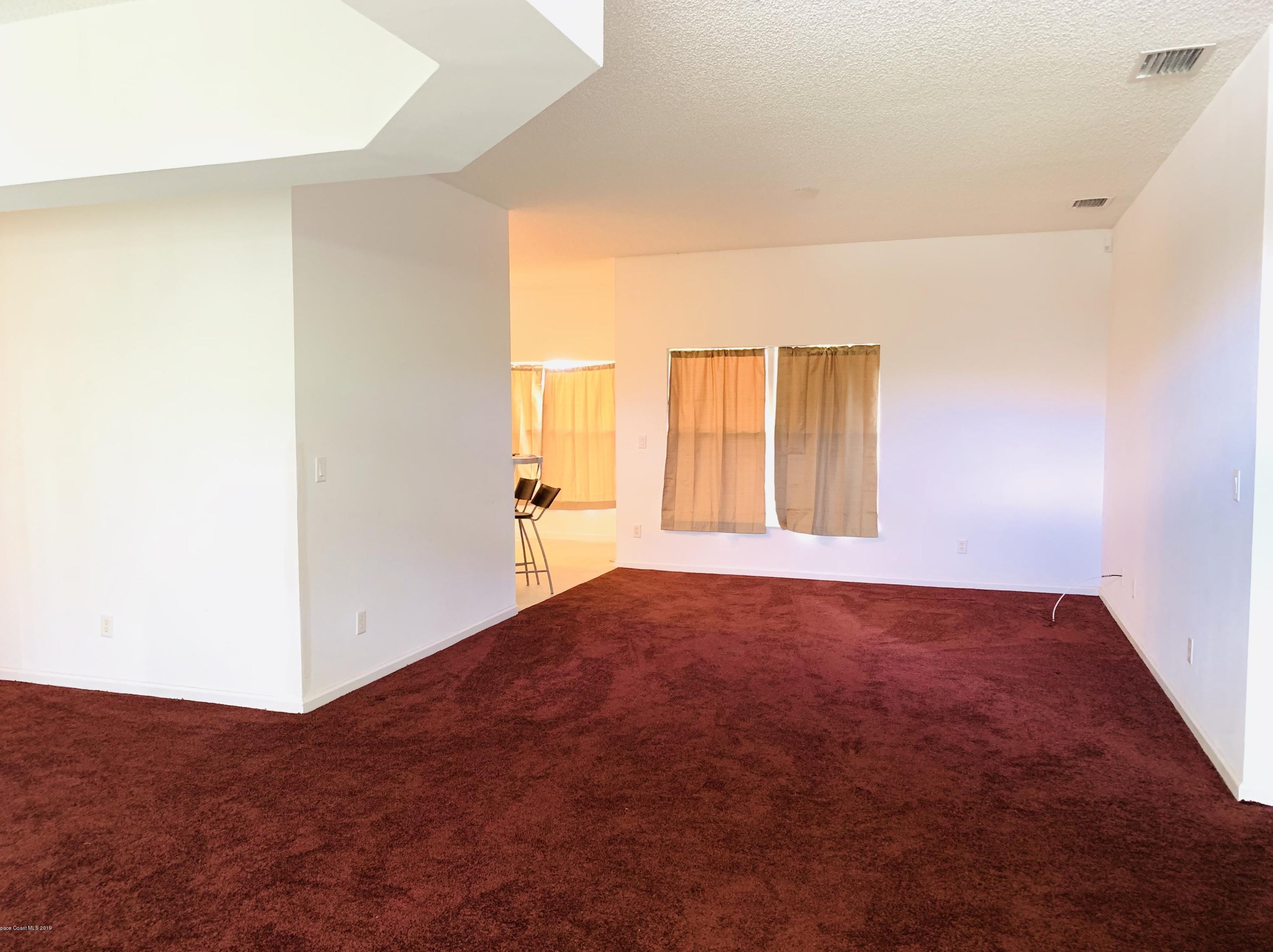 442 Newgate St Nw, Melbourne, FL 32907