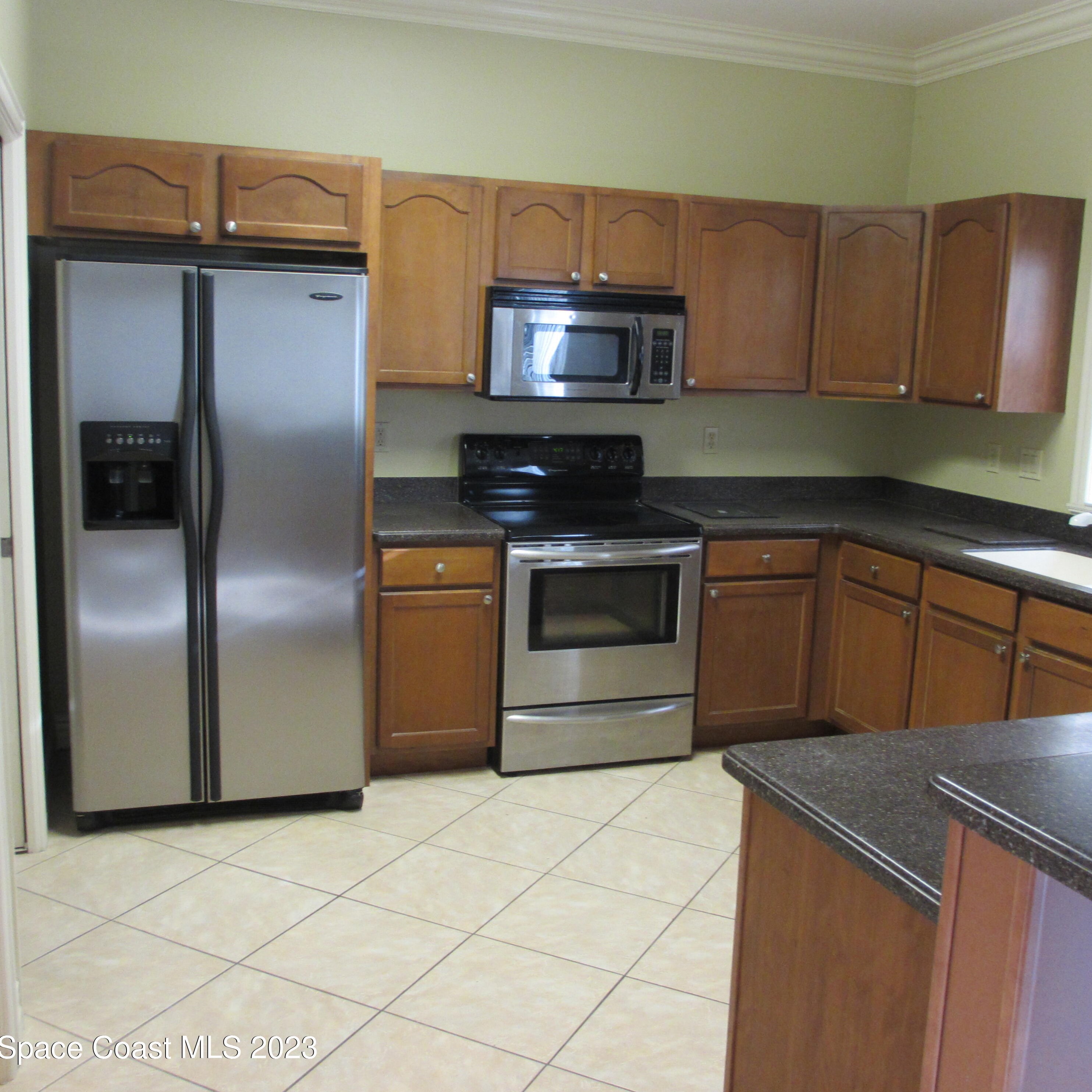 625 Cedar Side Cir Ne, Melbourne, FL 32905