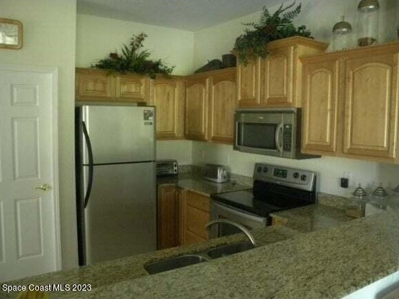 3665 Sawgrass Dr, Titusville, FL 32780