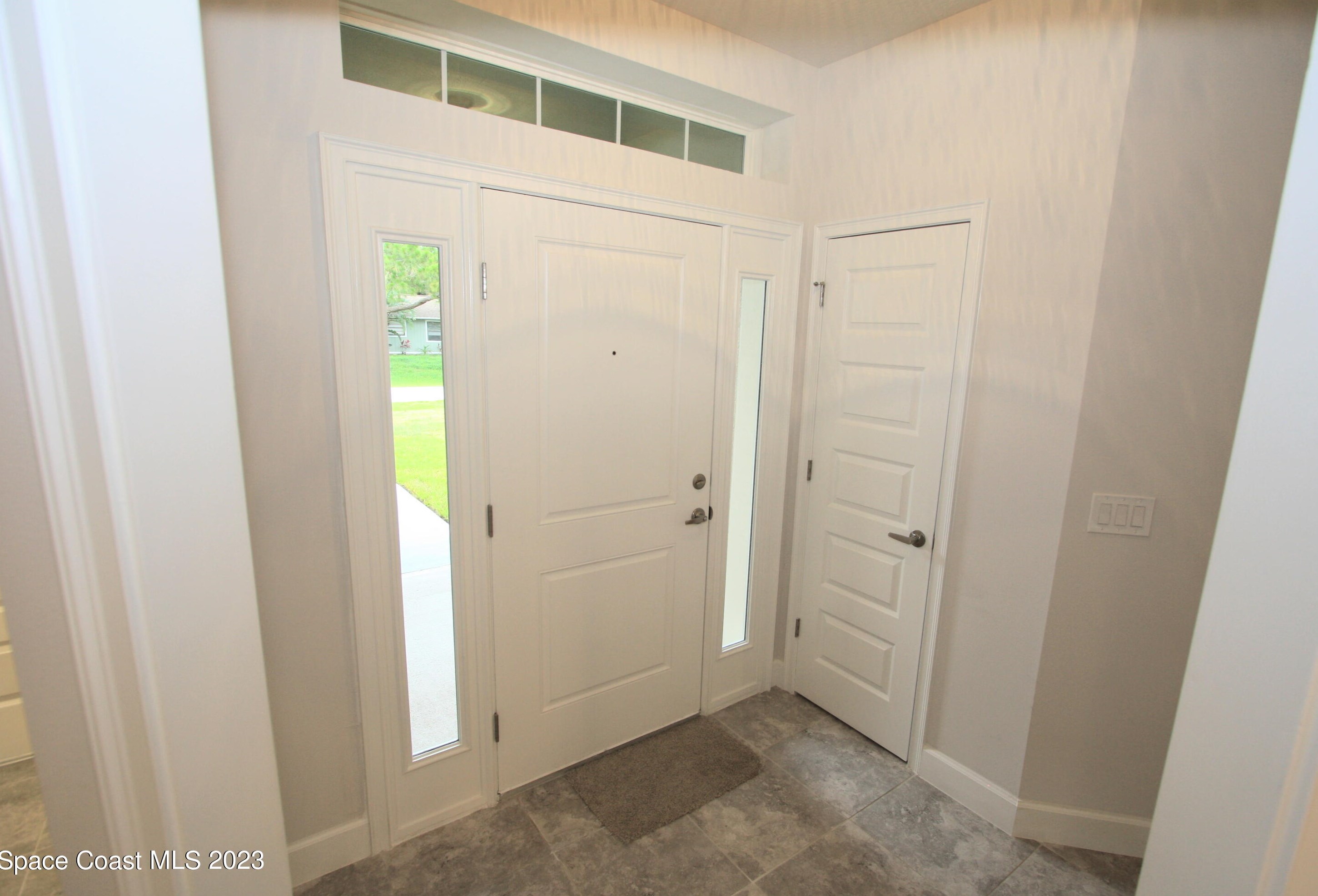 1541 Polynesian Ln, Sebastian, FL 32958