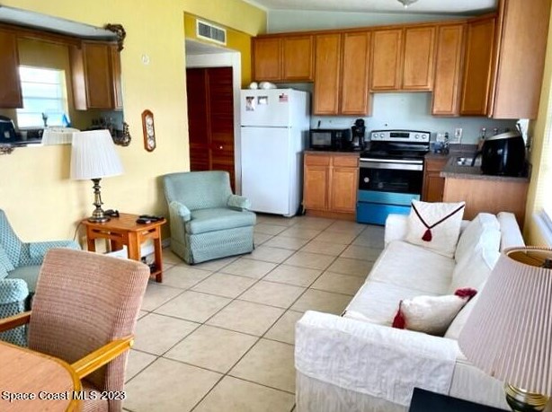 127 Roosevelt Ave #d, Cocoa Beach, FL 32931