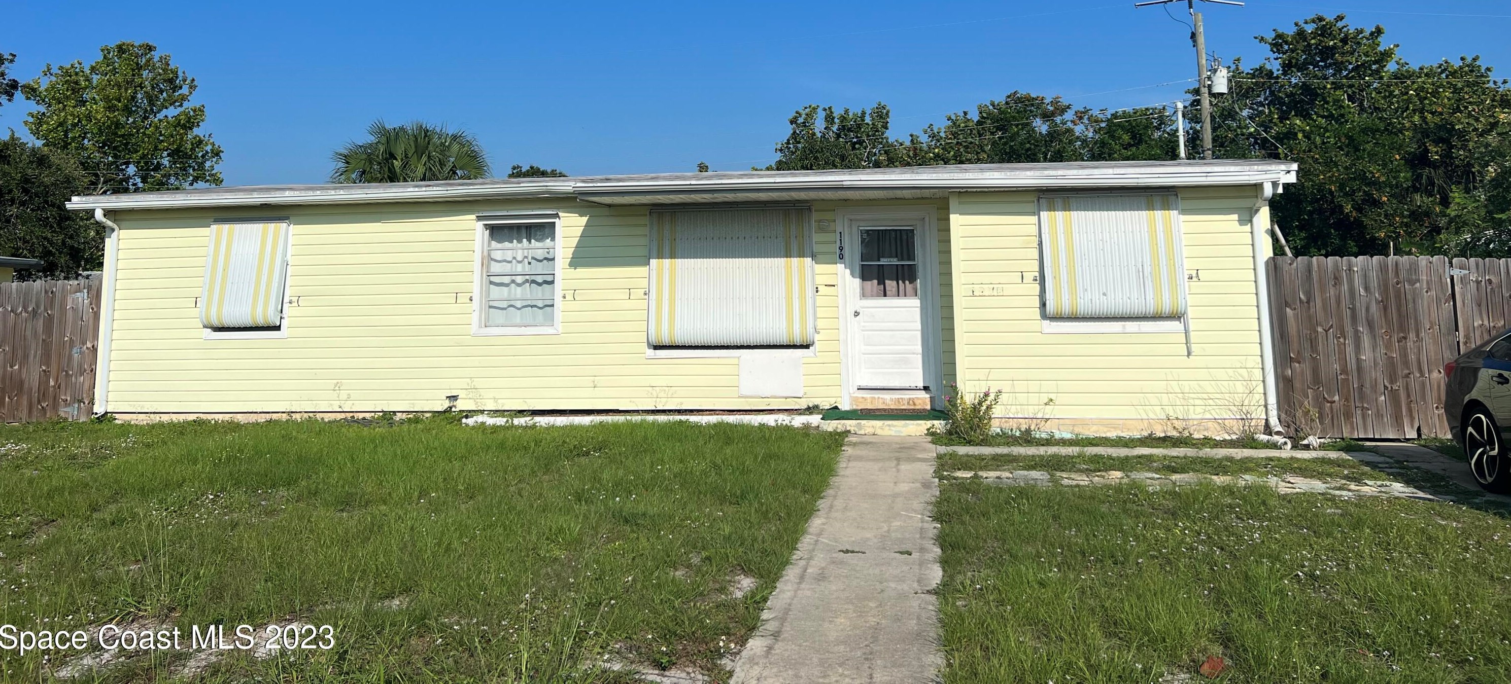 1190 Wild Rose Dr, Melbourne, FL 32905-4924