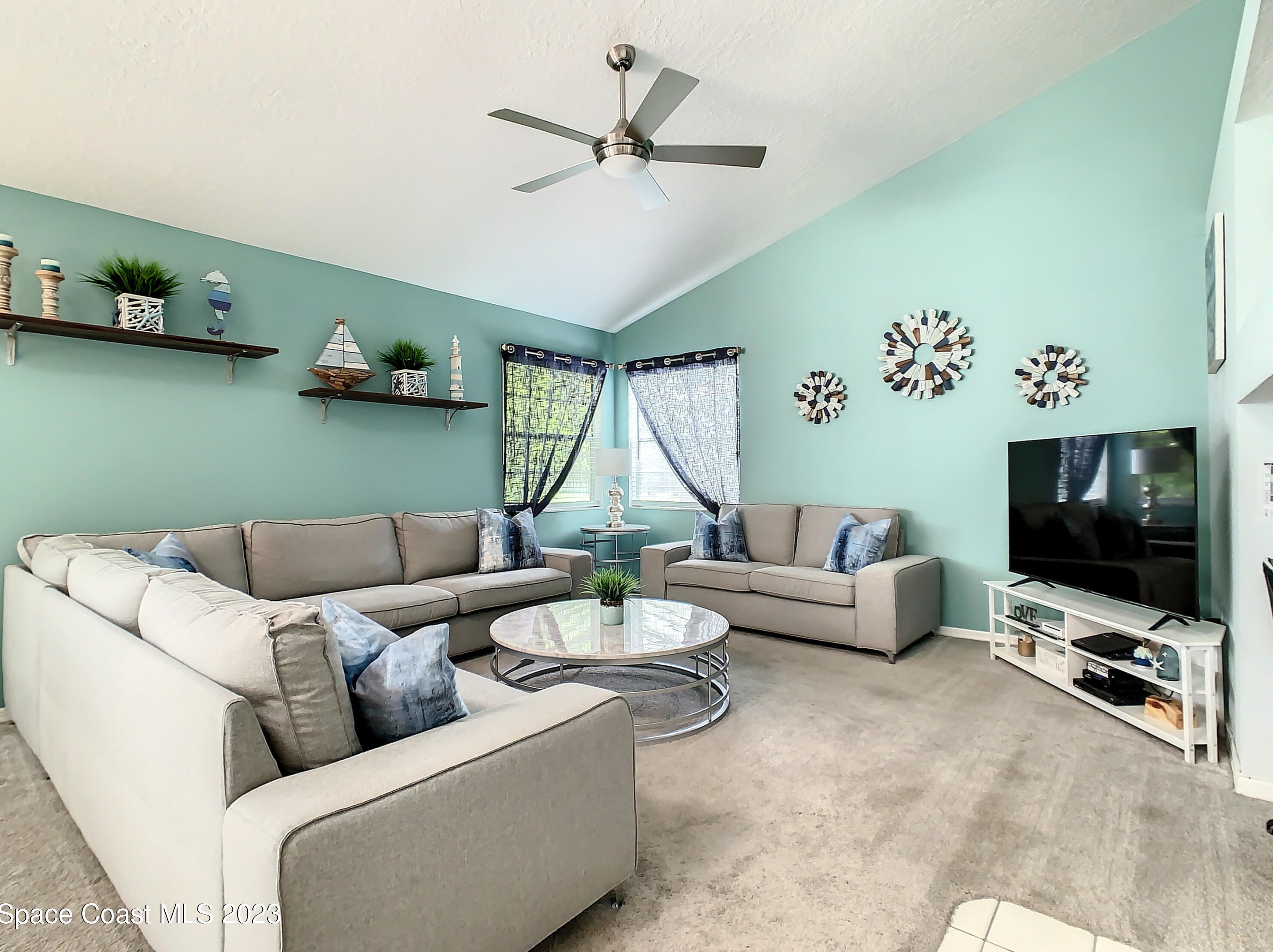 3663 Mary Lou Ln, Melbourne, FL 32934-8389