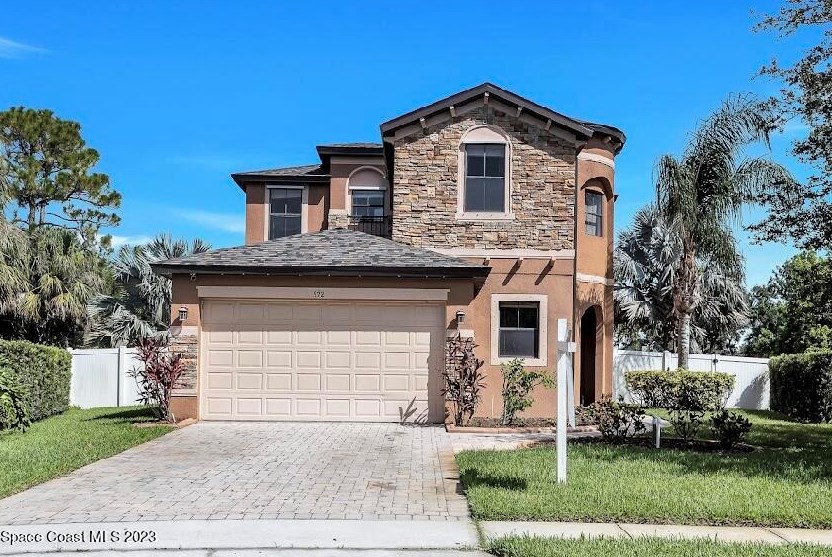 972 Hailey St, Melbourne, FL 32904-8204