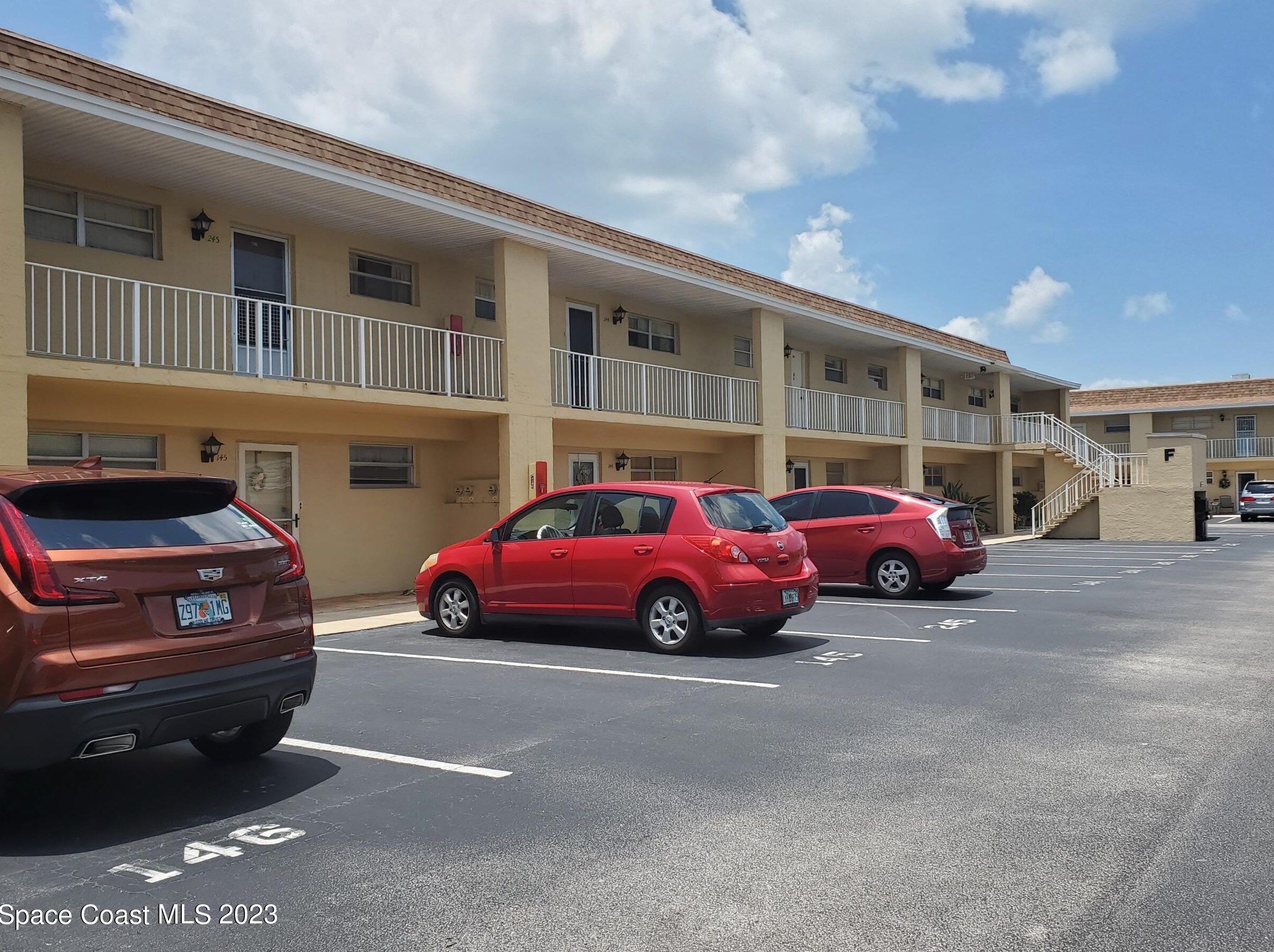2135 N Courtenay Pkwy #141, Merritt Island, FL 32953