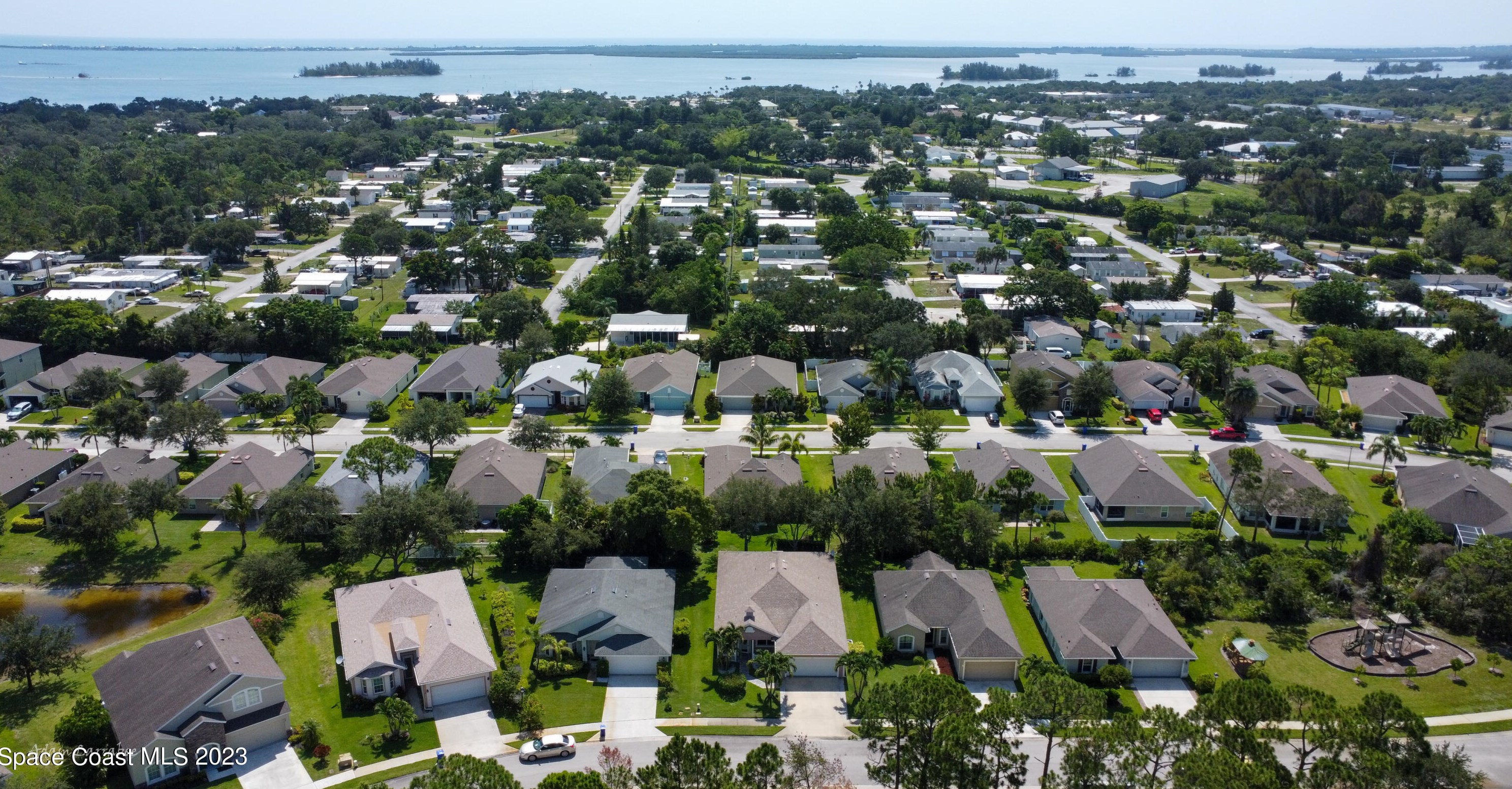 114 Ashbury Blvd, Sebastian, FL 32958