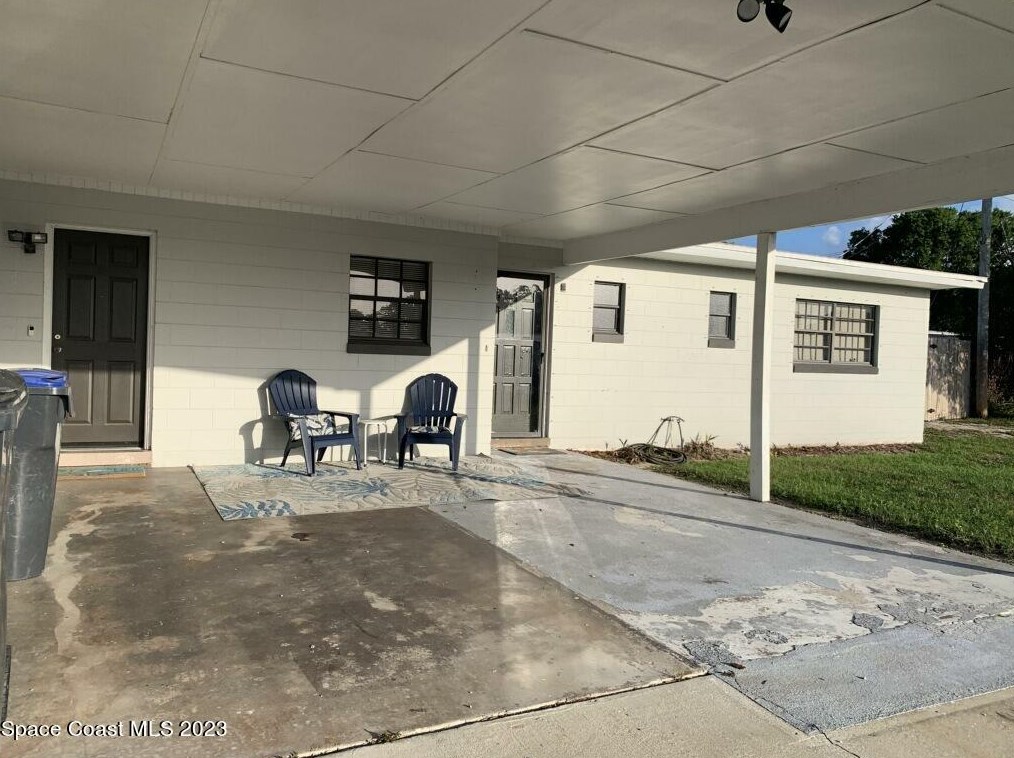 2736 Pine Ridge Dr, Titusville, FL 32780