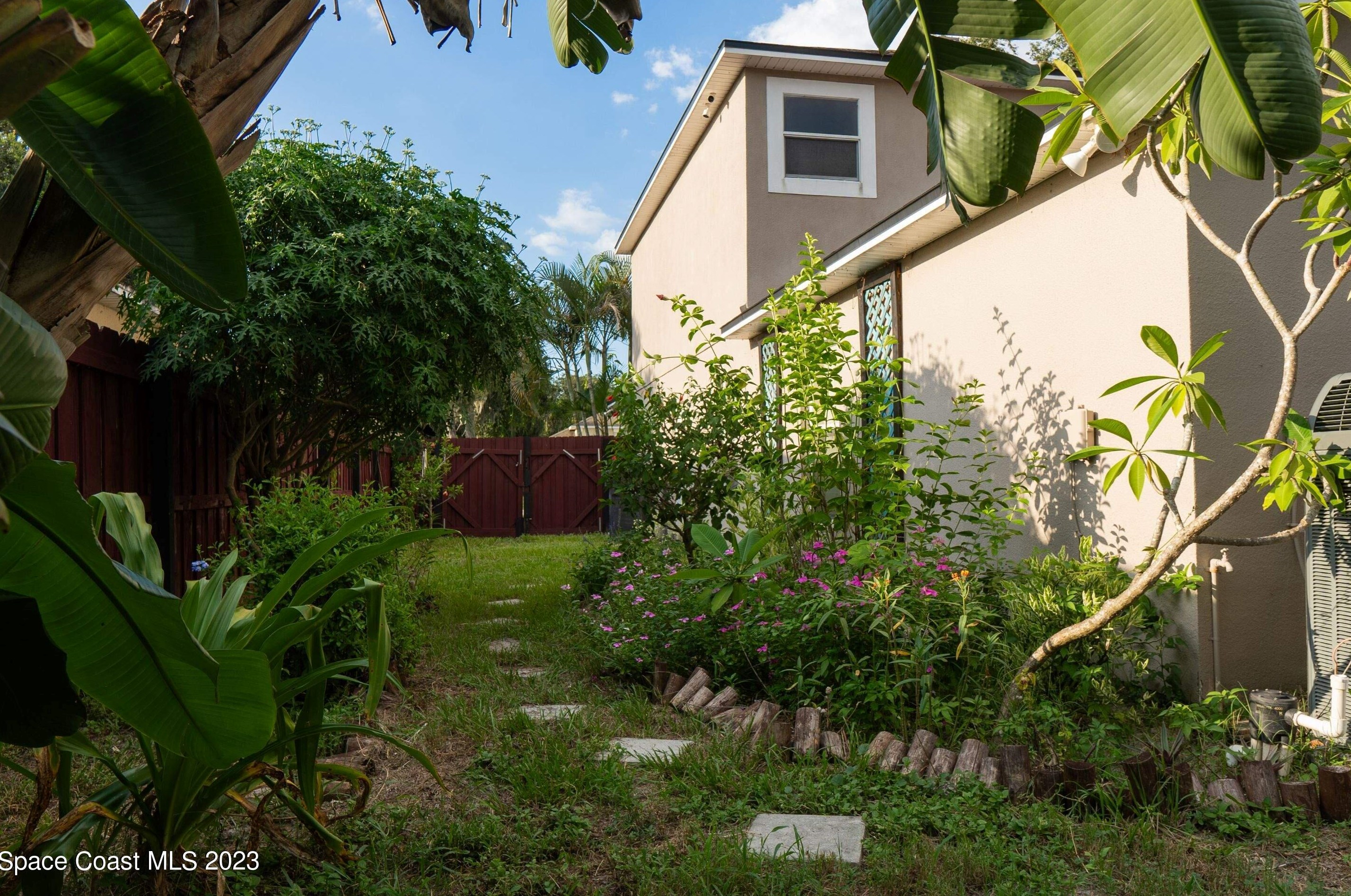 5415 Andrea St, Titusville, FL 32780