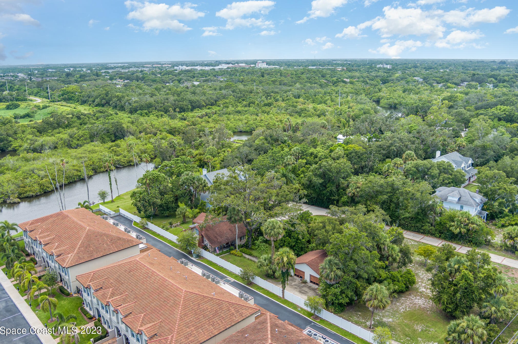 511 Melbourne Ave, Melbourne, FL 32901-5502