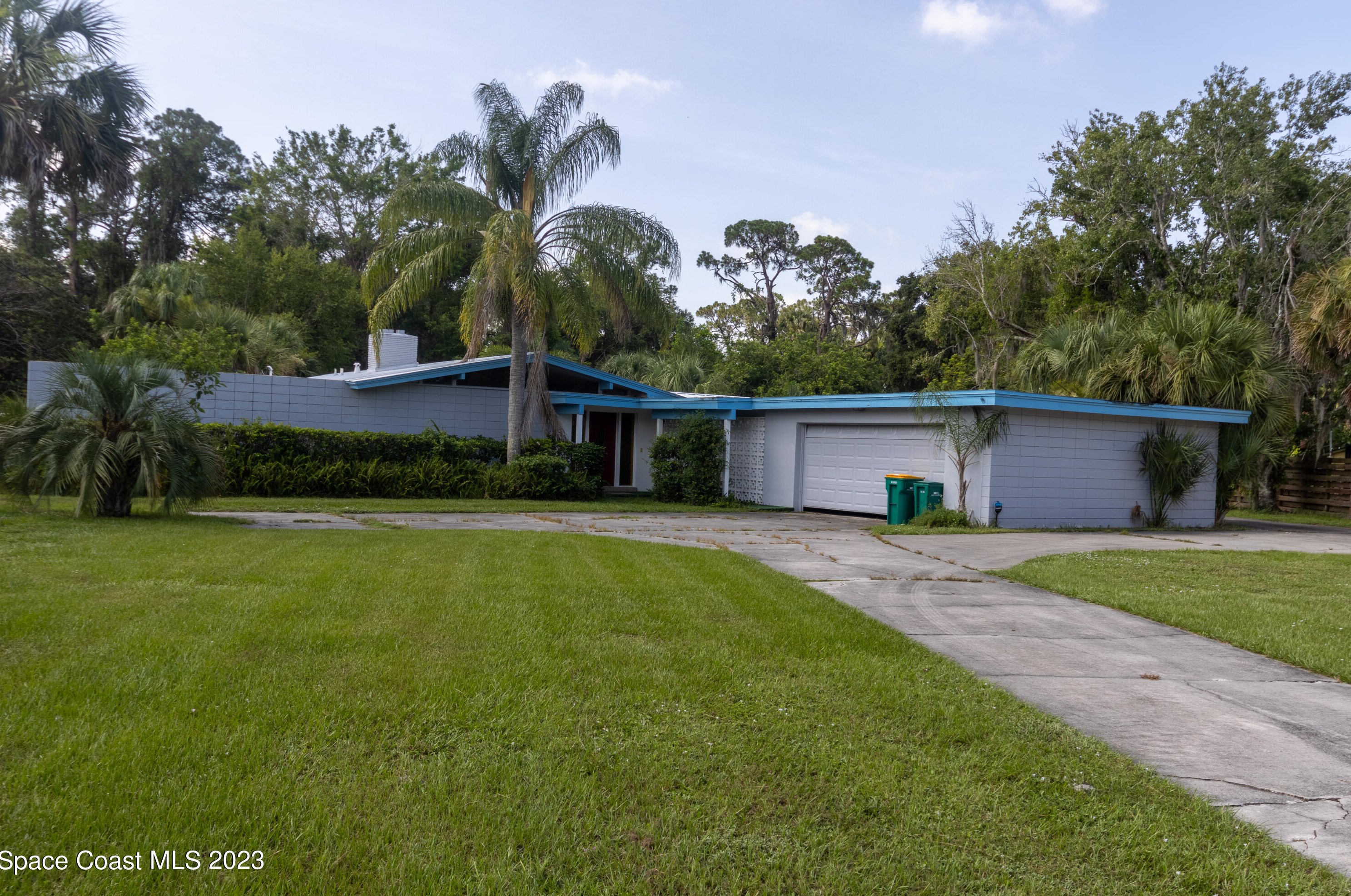 8371 Sylvan Dr, Melbourne, FL 32904
