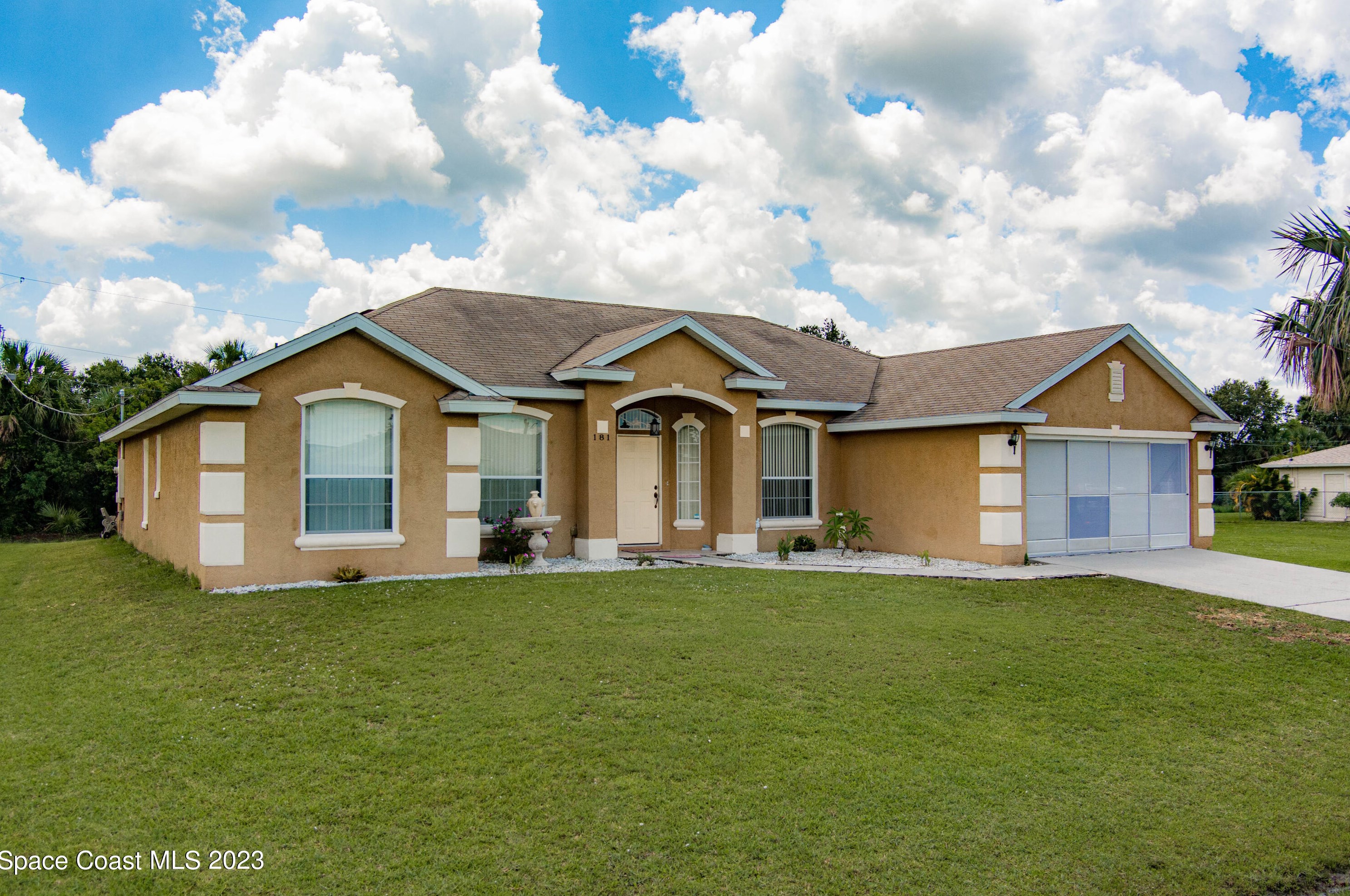 181 Maywood Ave, Melbourne, FL 32907-2968