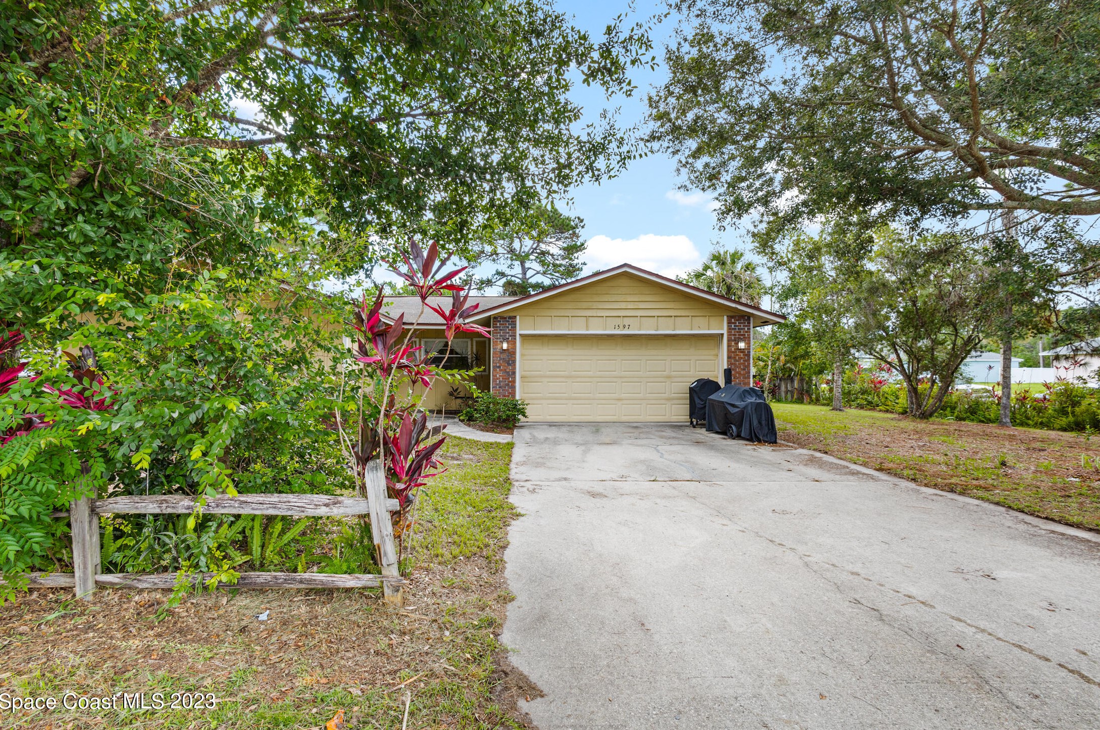 1597 Emerson Dr, Melbourne, FL 32909-3772