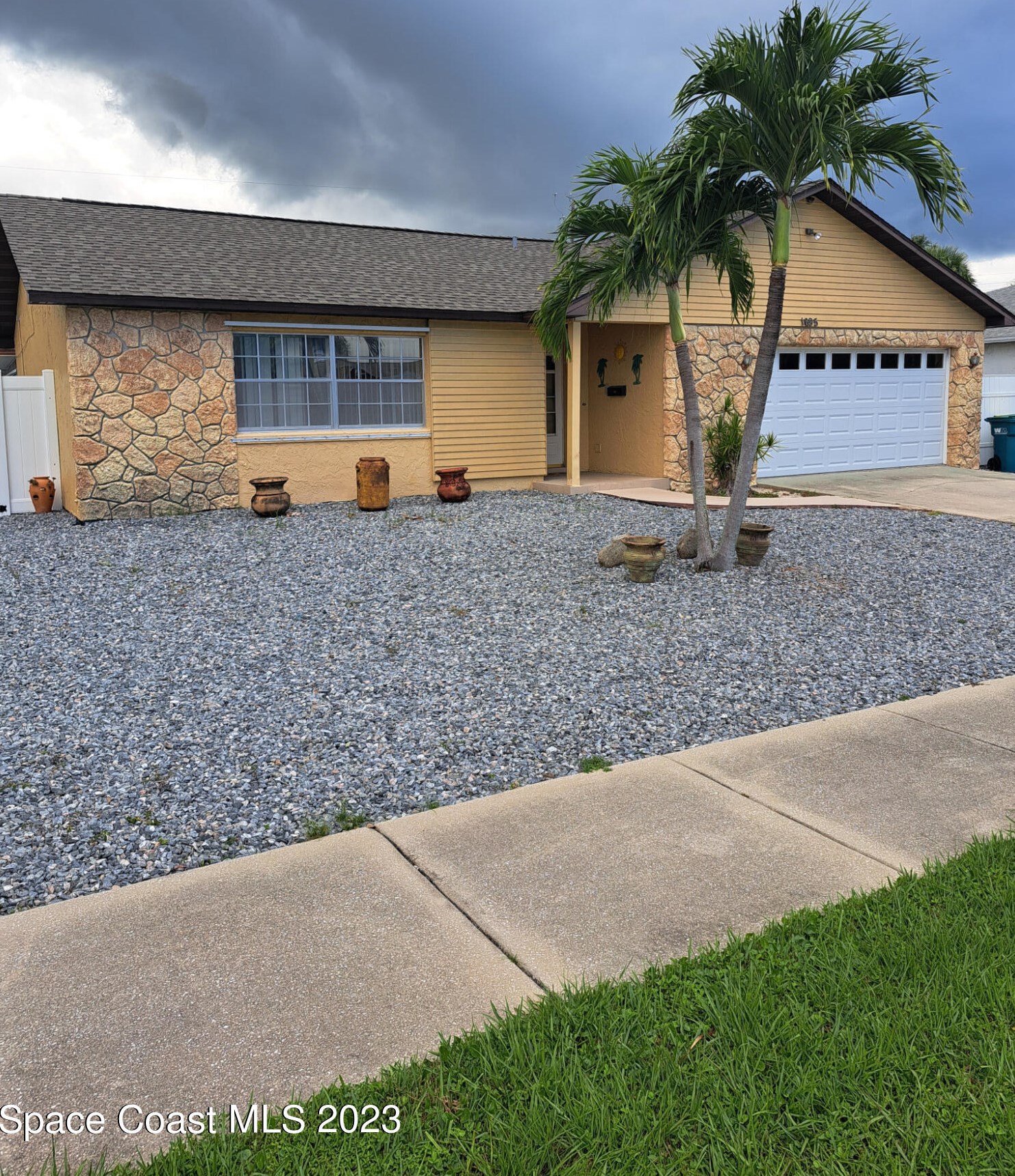 1695 Banana River Dr, Merritt Island, FL 32952-5625
