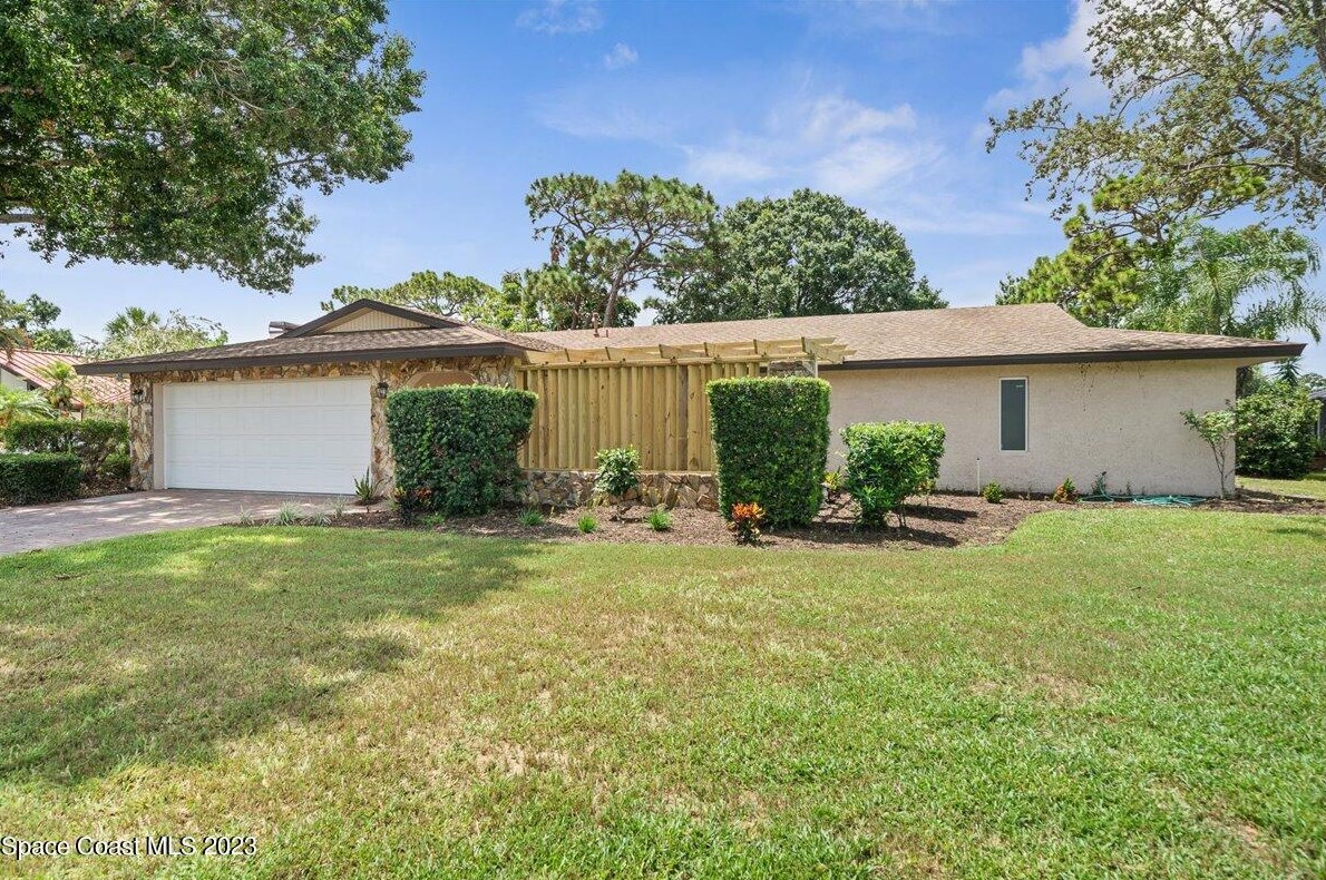 703 Wing Foot Ln, Melbourne, FL 32940-7805