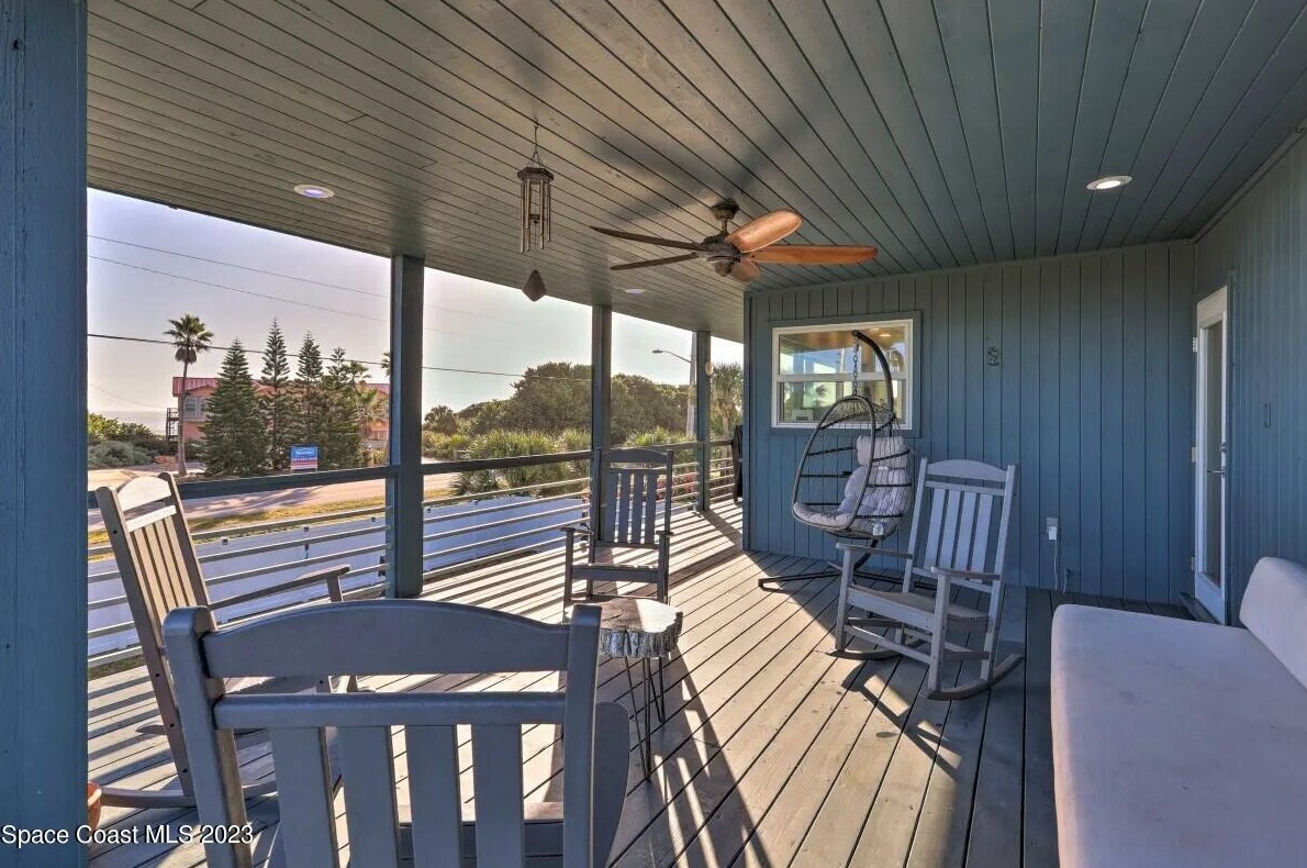 110 Sea Crst Dr, Melbourne FL 32951-3118 exterior