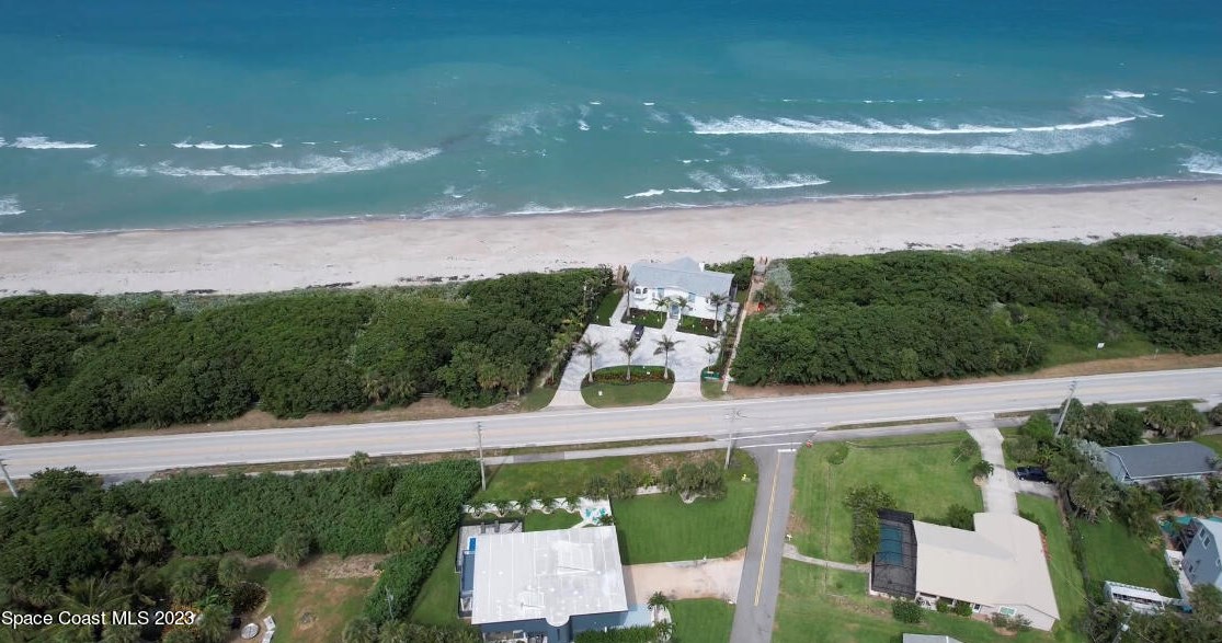 110 Sea Crst Dr, Melbourne FL 32951-3118 exterior