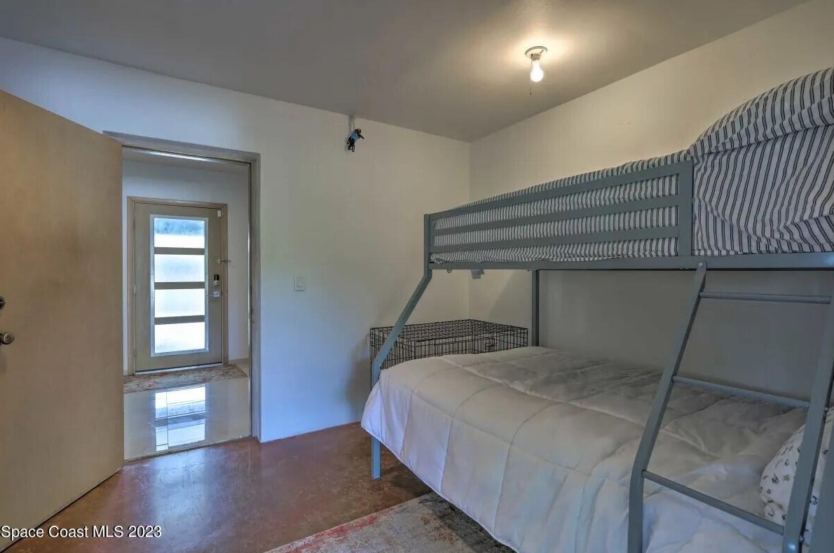 110 Sea Crst Dr, Melbourne FL 32951-3118 exterior