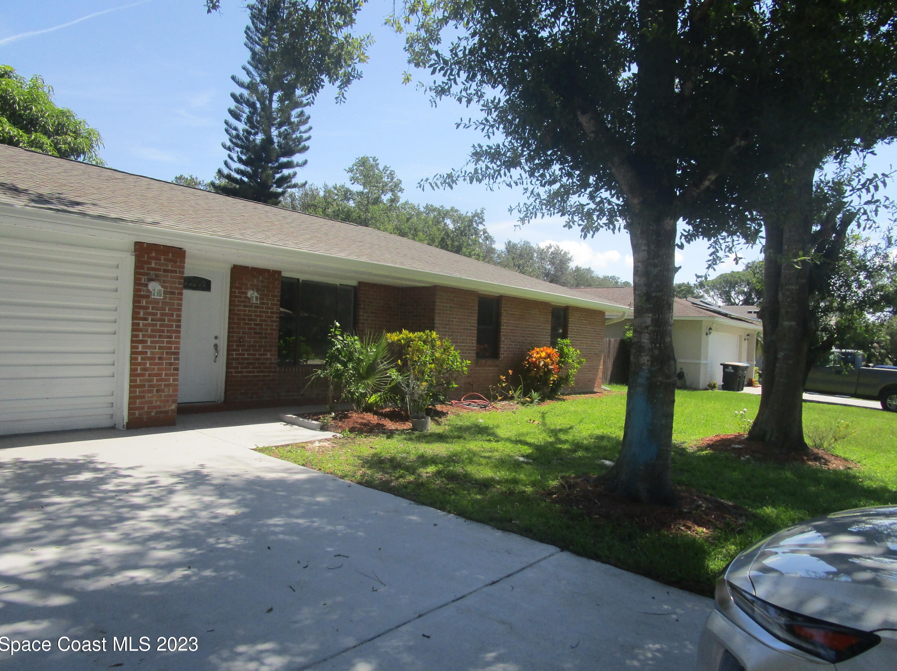 1019 Cordova St, Melbourne, FL 32909-3881