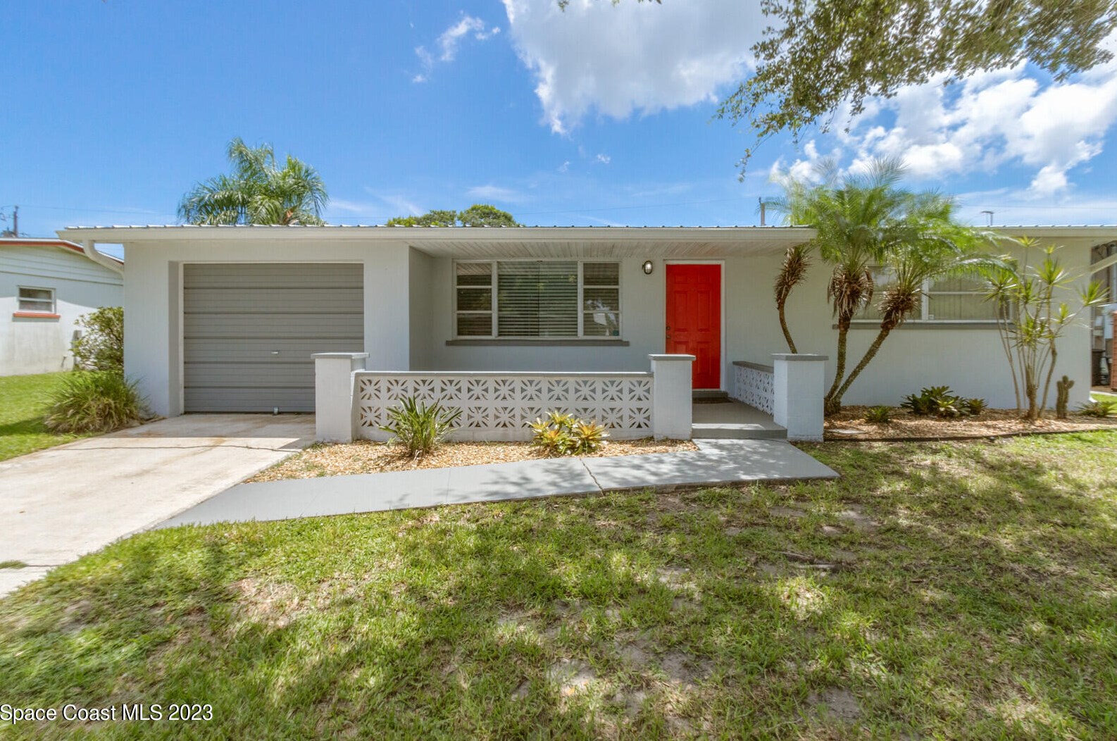 581 Clarke Ave, Melbourne, FL 32935-3018
