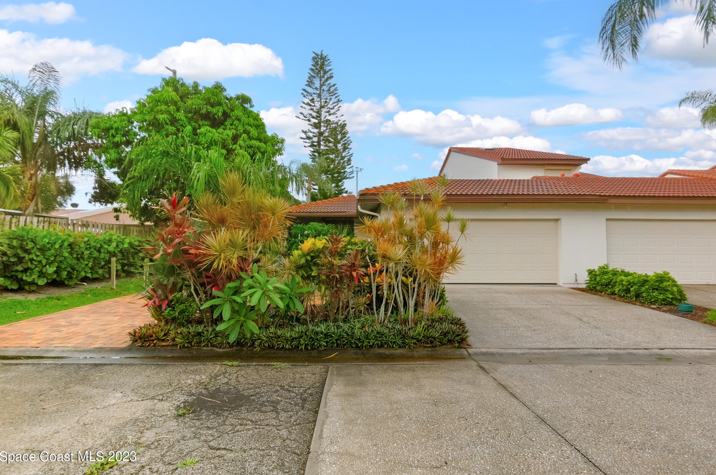 2009 Parkside Pl, Melbourne, FL 32937-4824